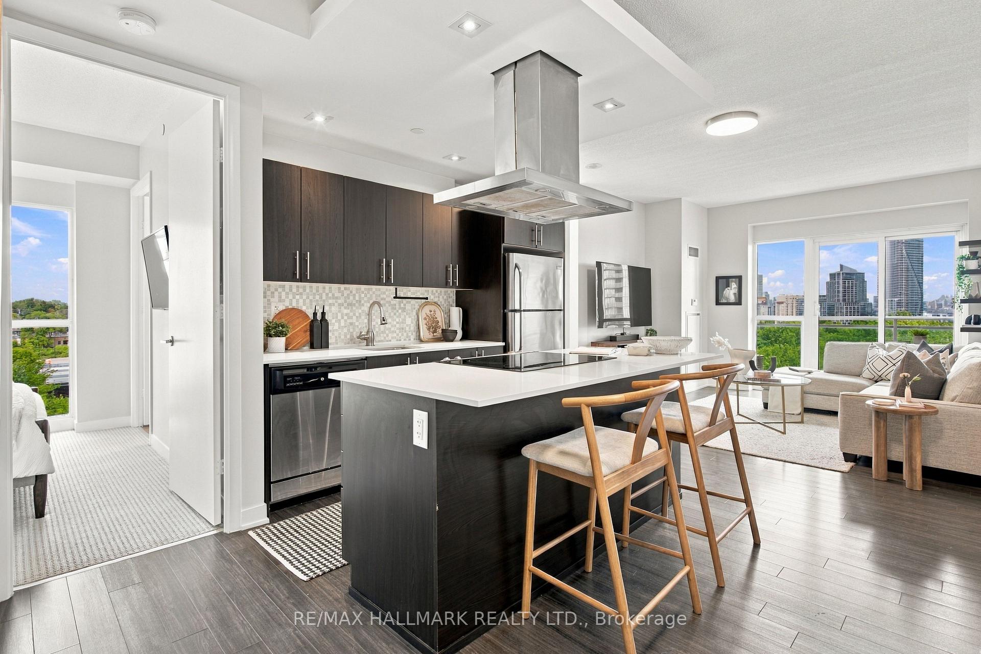 Photo 8 of Unit 824, 165 Legion Road N, Etobicoke, Mimico — HOMEH