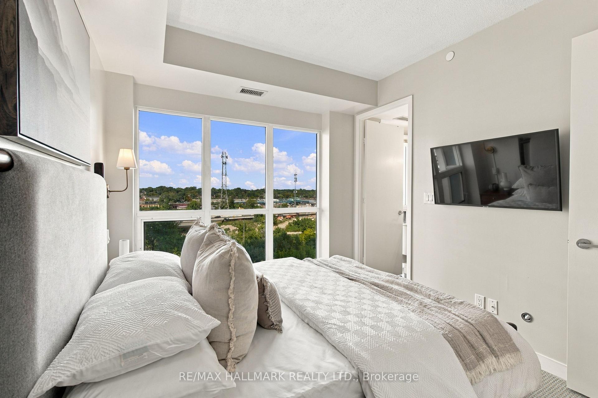 Photo 16 of Unit 824, 165 Legion Road N, Etobicoke, Mimico — HOMEH