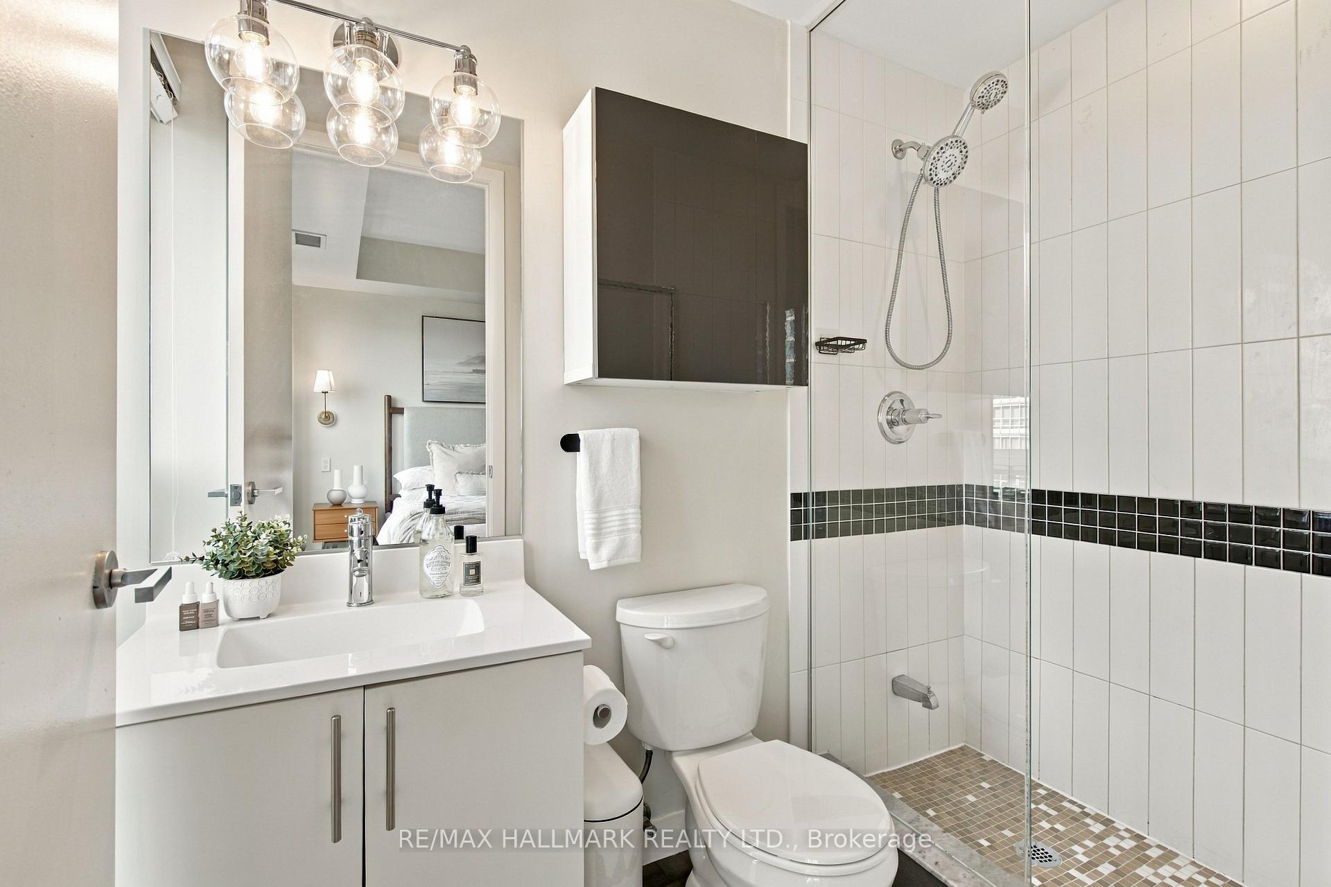 Photo 18 of Unit 824, 165 Legion Road N, Etobicoke, Mimico — HOMEH