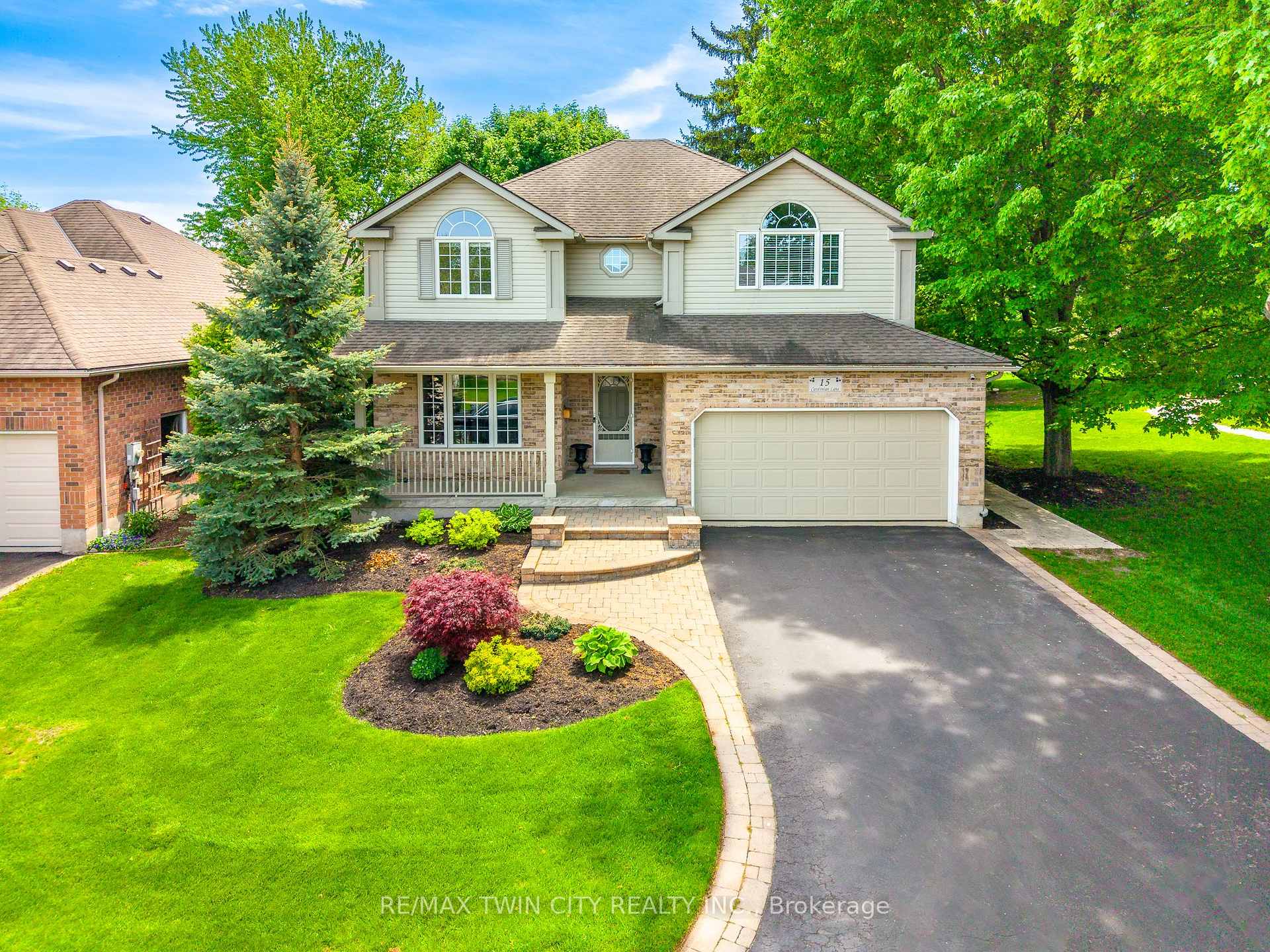 Photo of 15 Carolinian Lane