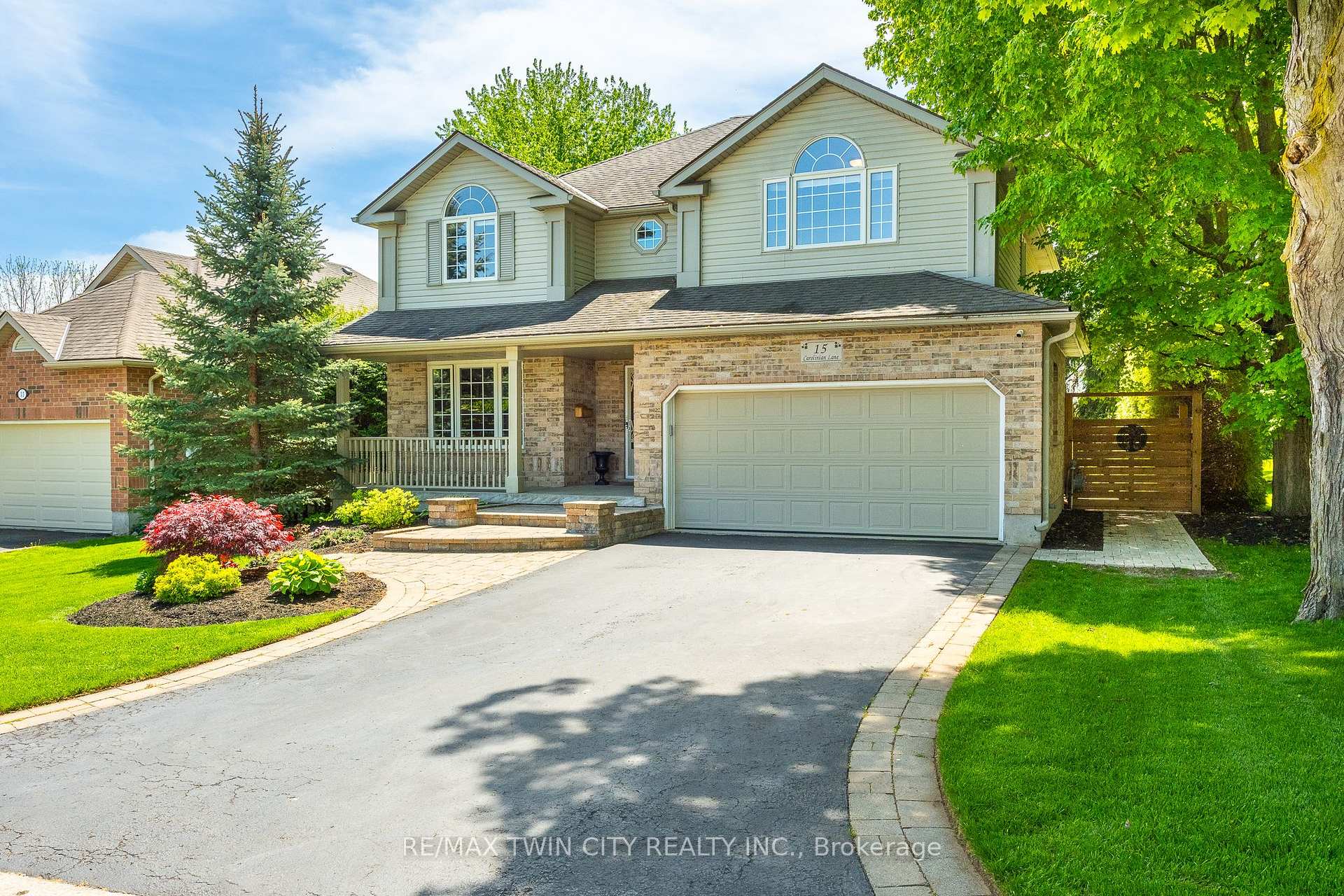 Photo 3 of 15 Carolinian Lane, Cambridge, St. Andrews Estates — HOMEH