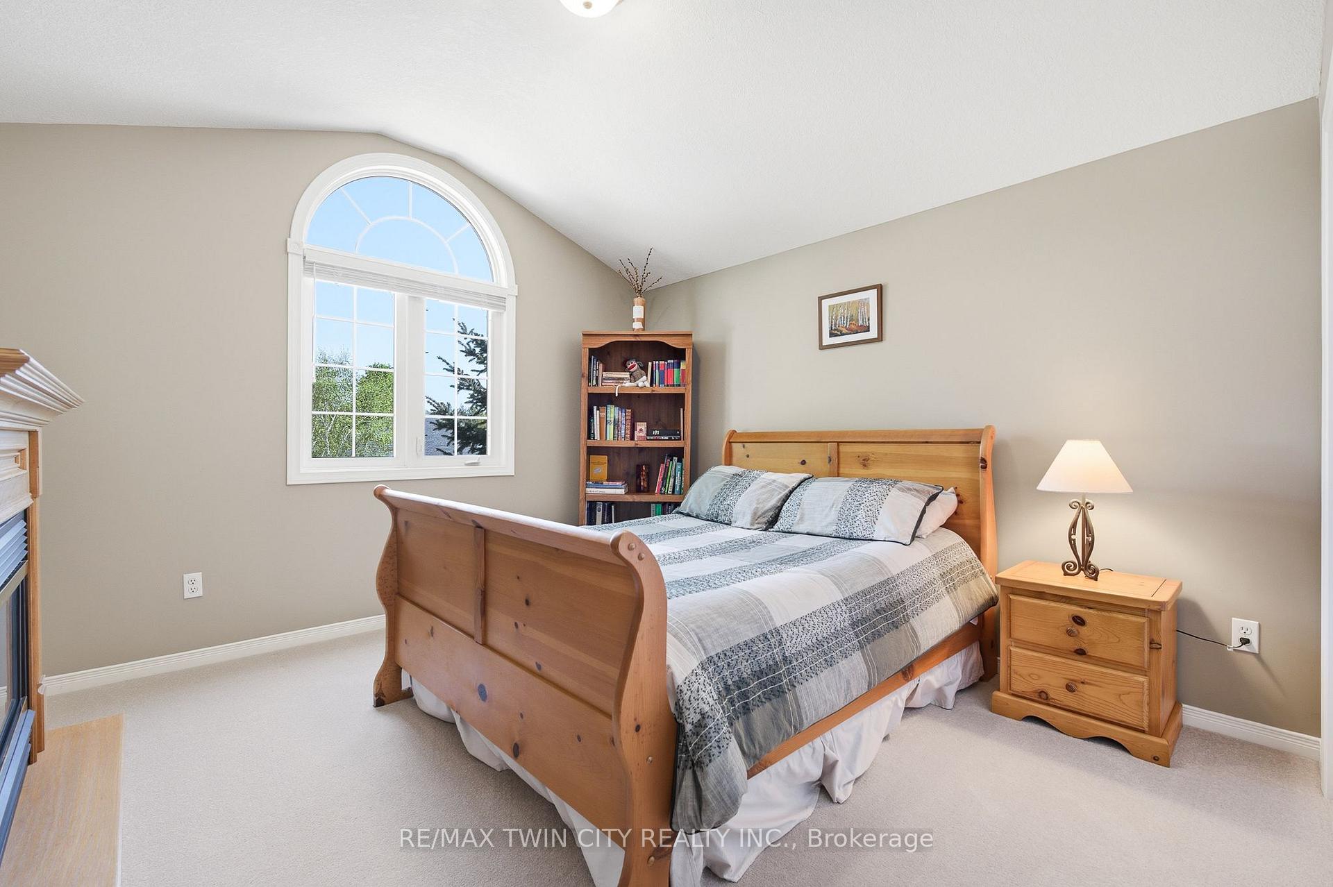 Photo 21 of 15 Carolinian Lane, Cambridge, St. Andrews Estates — HOMEH