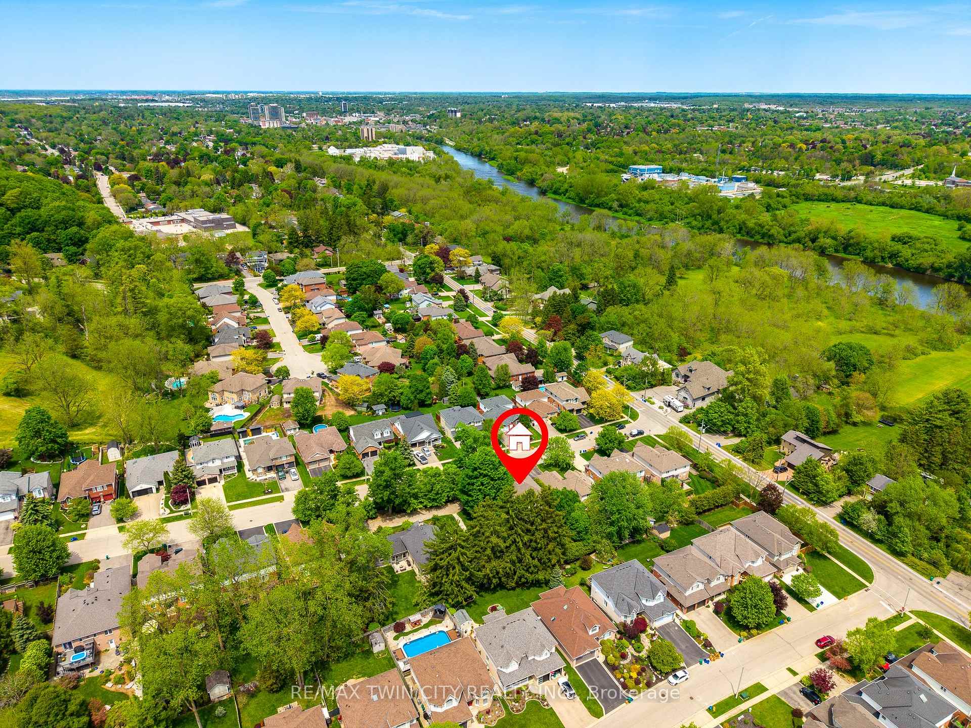 Photo 45 of 15 Carolinian Lane, Cambridge, St. Andrews Estates — HOMEH