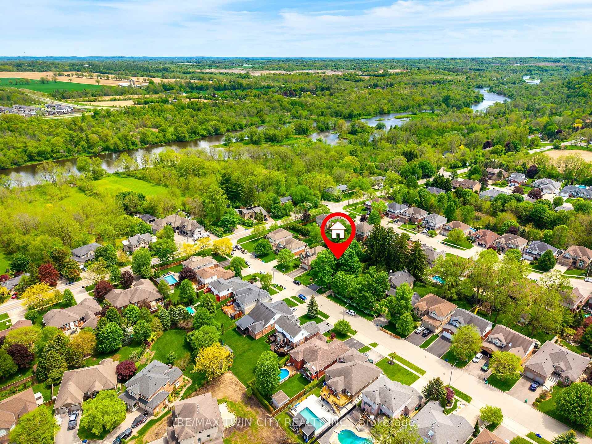 Photo 47 of 15 Carolinian Lane, Cambridge, St. Andrews Estates — HOMEH