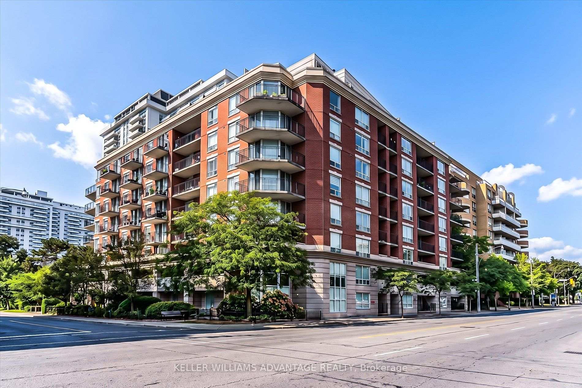 Photo 2 of Unit 601, 300 Balliol Street, Toronto, Mount Pleasant West — HOMEH