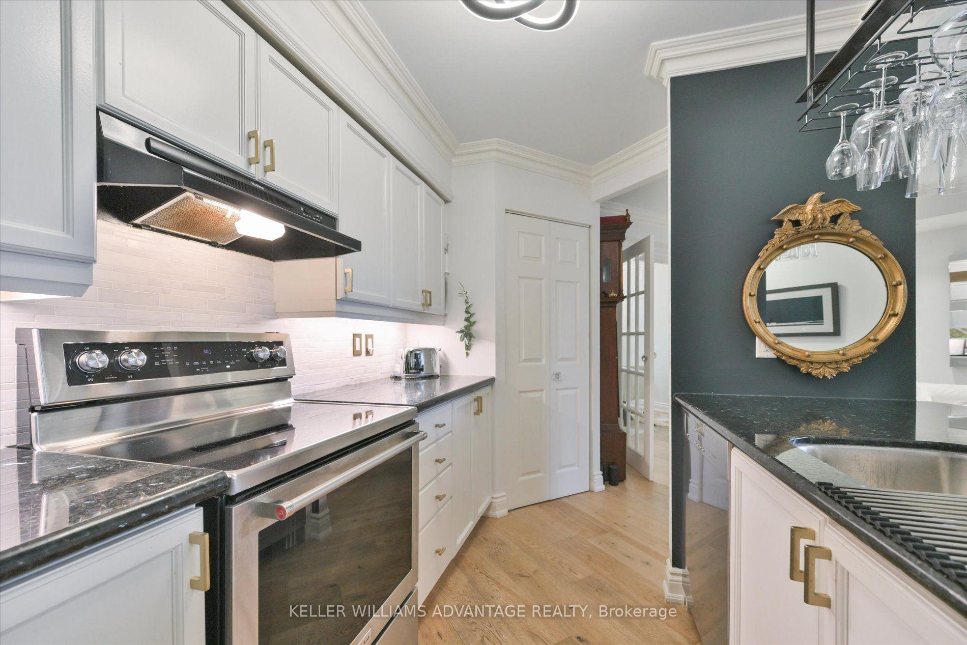 Photo 7 of Unit 601, 300 Balliol Street, Toronto, Mount Pleasant West — HOMEH