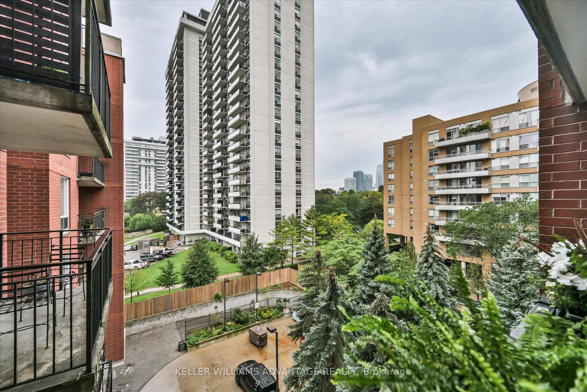 Photo 20 of Unit 601, 300 Balliol Street, Toronto, Mount Pleasant West — HOMEH