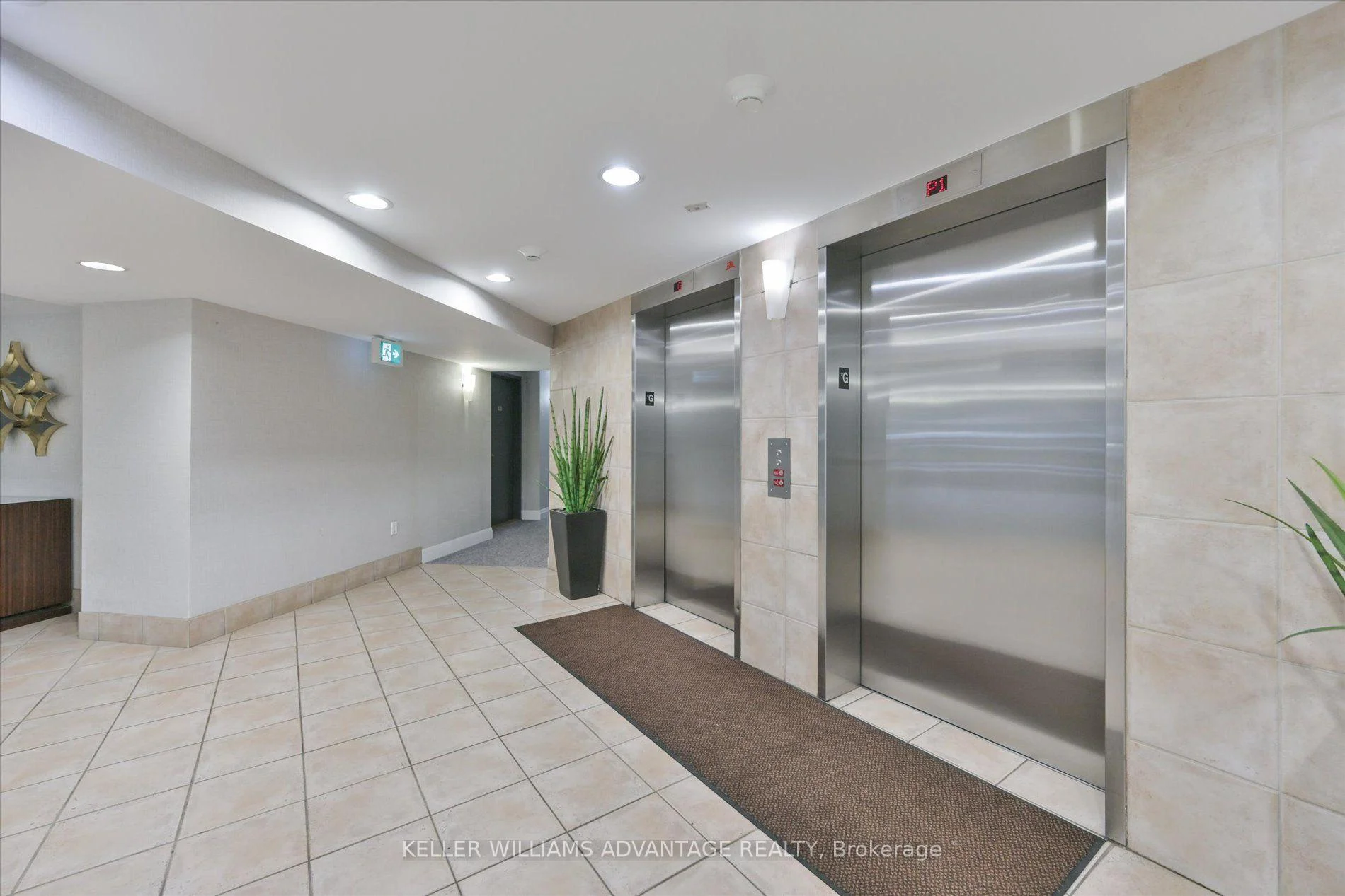 Photo 36 of Unit 601, 300 Balliol Street, Toronto, Mount Pleasant West — HOMEH