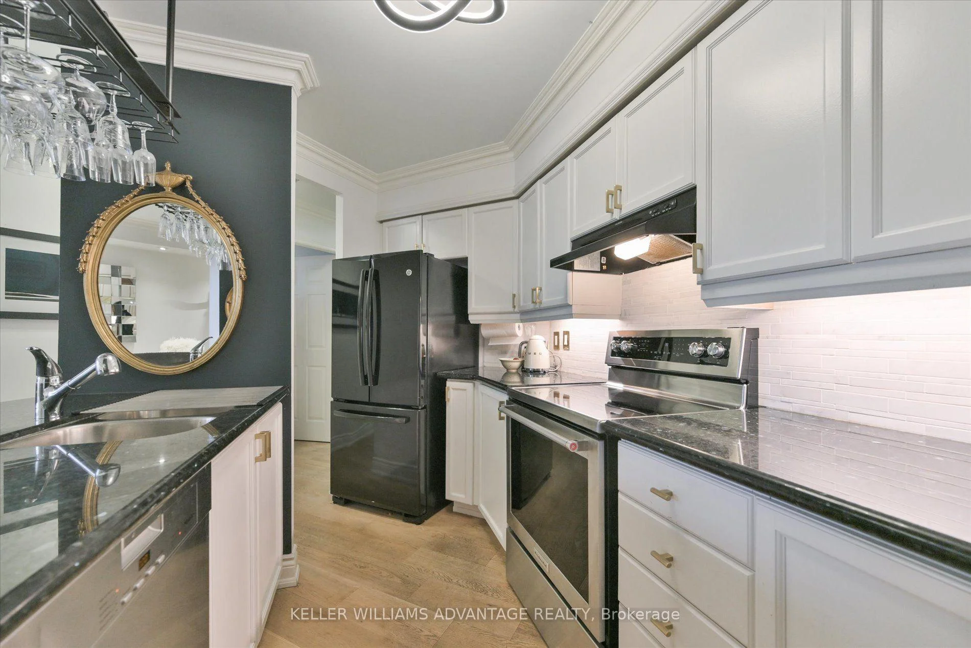 Photo 39 of Unit 601, 300 Balliol Street, Toronto, Mount Pleasant West — HOMEH