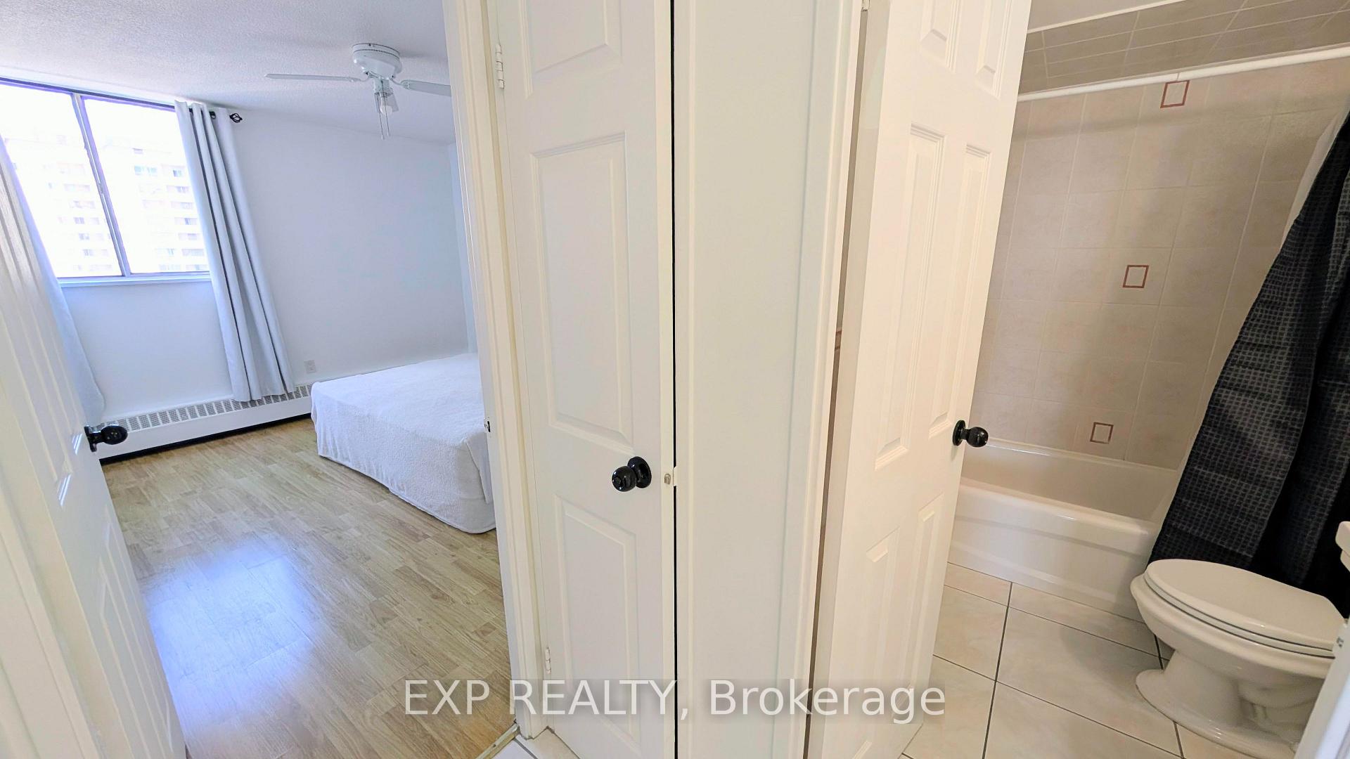 Photo 17 of Unit 1813, 320 Dixon Road, Etobicoke, Kingsview Village-The Westway — HOMEH
