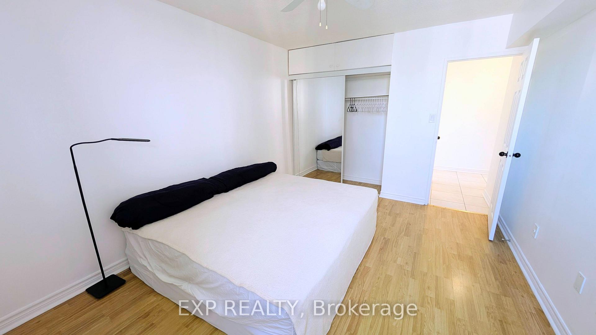 Photo 18 of Unit 1813, 320 Dixon Road, Etobicoke, Kingsview Village-The Westway — HOMEH