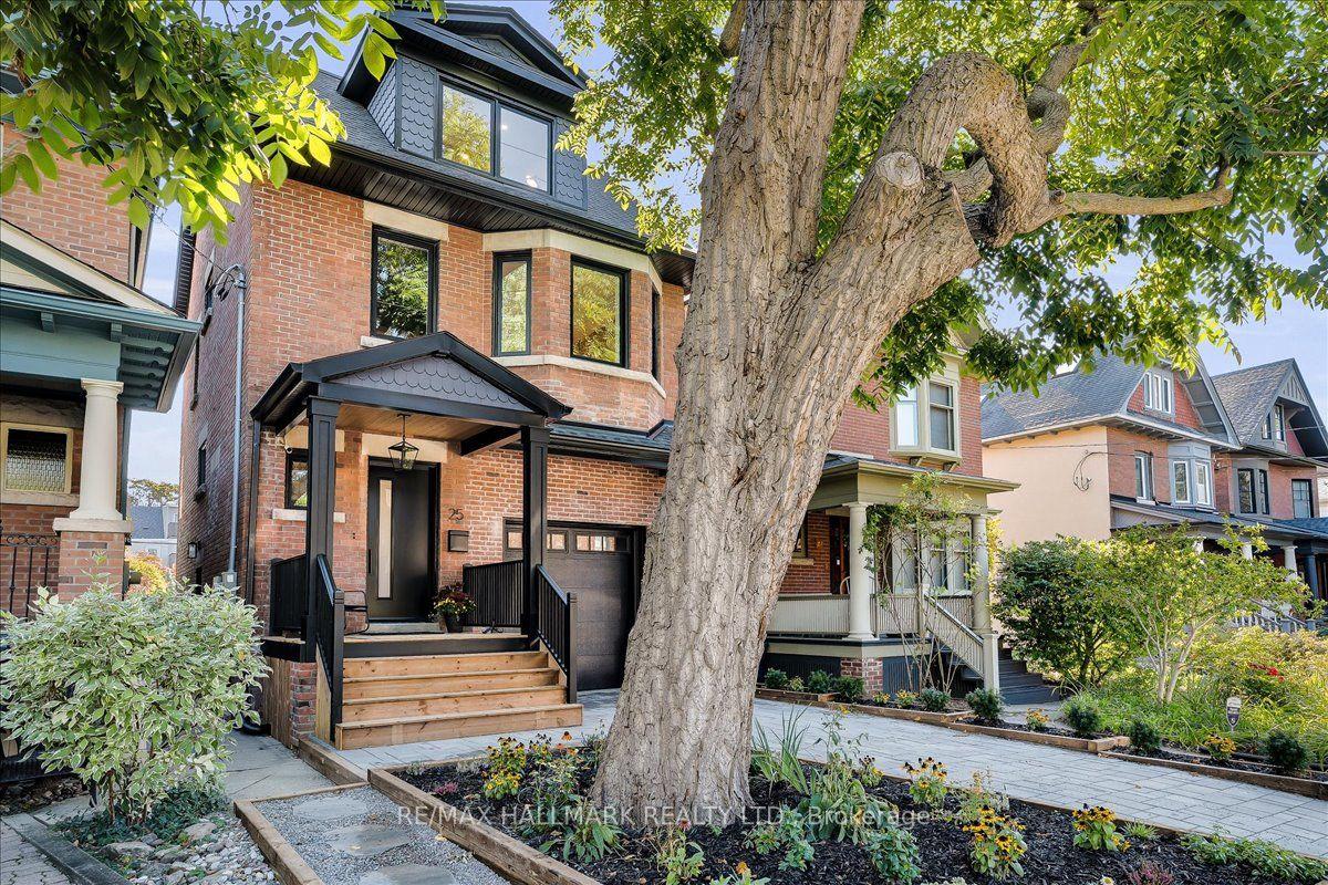 Photo 3 of 25 Bowden Street, Toronto, North Riverdale — HOMEH