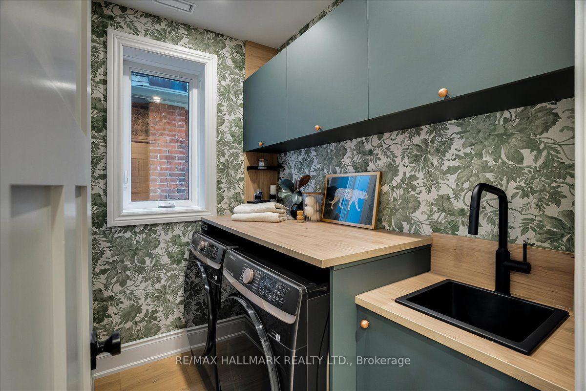 Photo 21 of 25 Bowden Street, Toronto, North Riverdale — HOMEH