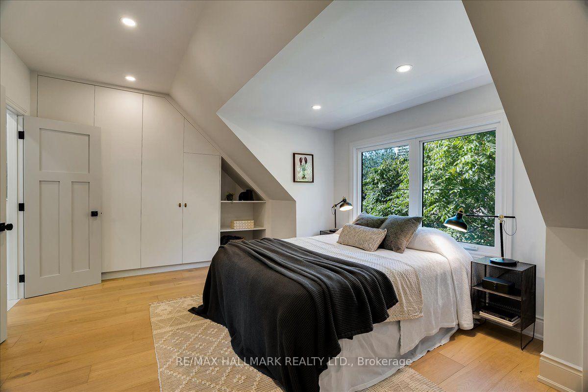 Photo 31 of 25 Bowden Street, Toronto, North Riverdale — HOMEH
