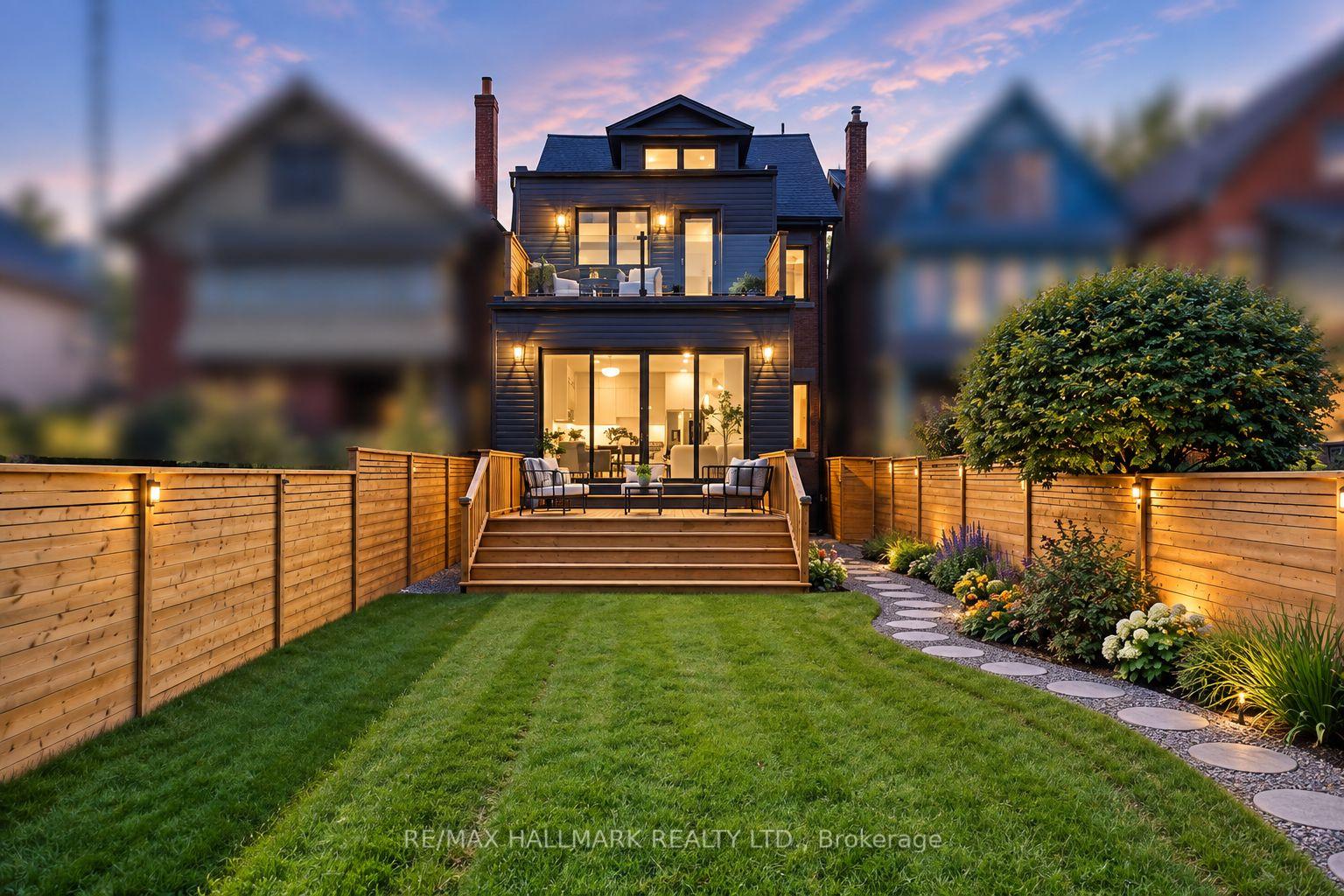 Photo 42 of 25 Bowden Street, Toronto, North Riverdale — HOMEH