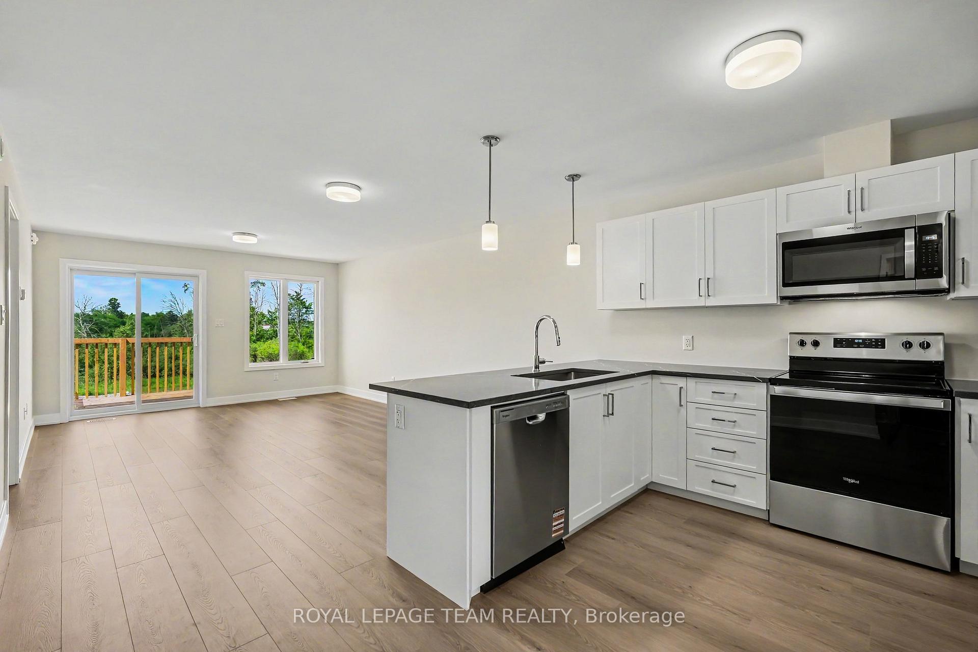 Photo 15 of 68 Doctor Agnes Craine Drive, Smiths Falls, Smiths Falls — HOMEH