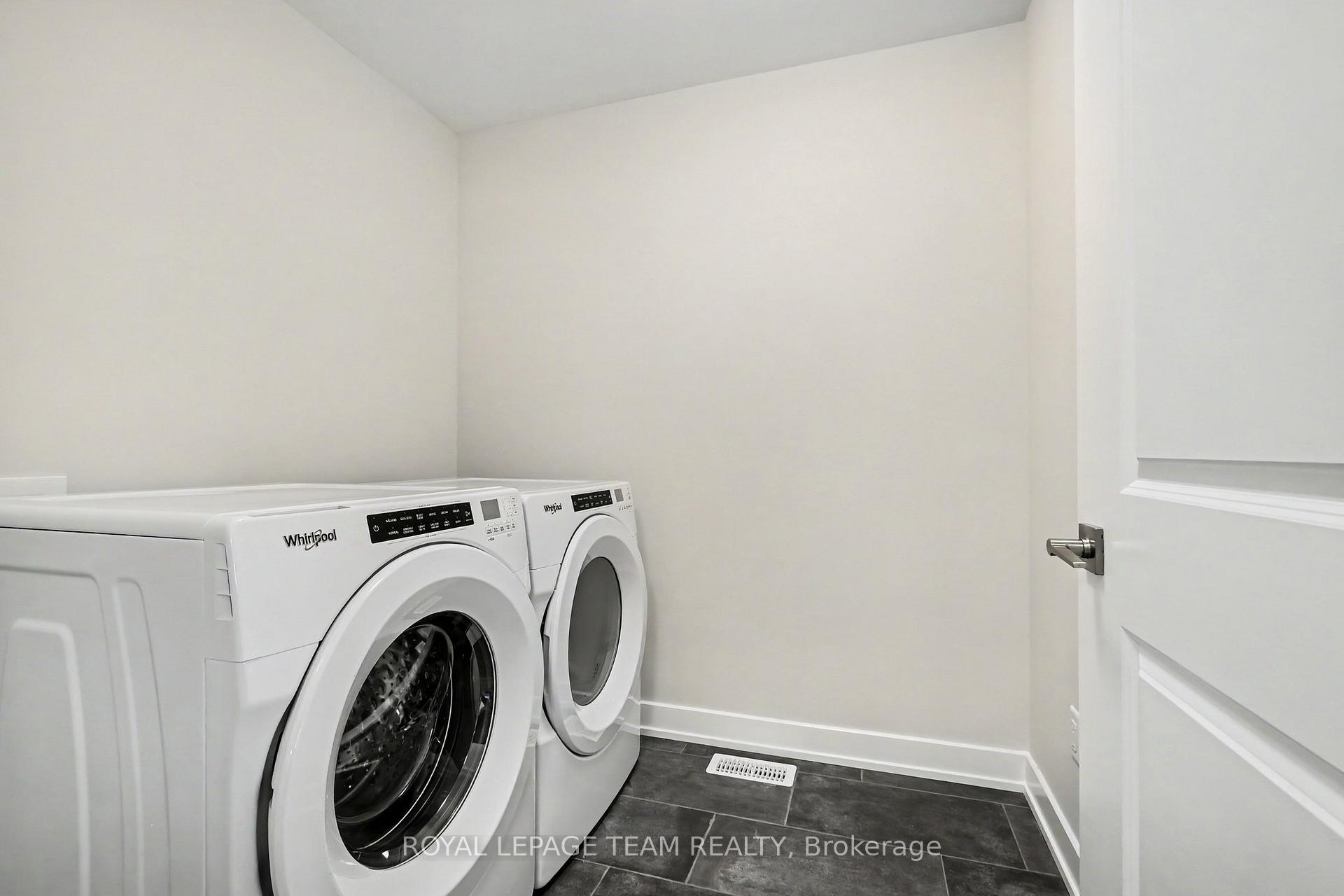 Photo 17 of 68 Doctor Agnes Craine Drive, Smiths Falls, Smiths Falls — HOMEH