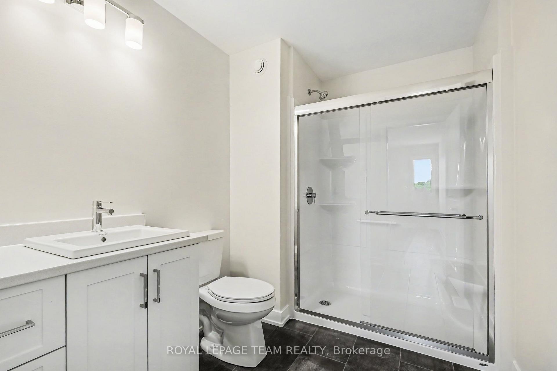 Photo 23 of 68 Doctor Agnes Craine Drive, Smiths Falls, Smiths Falls — HOMEH