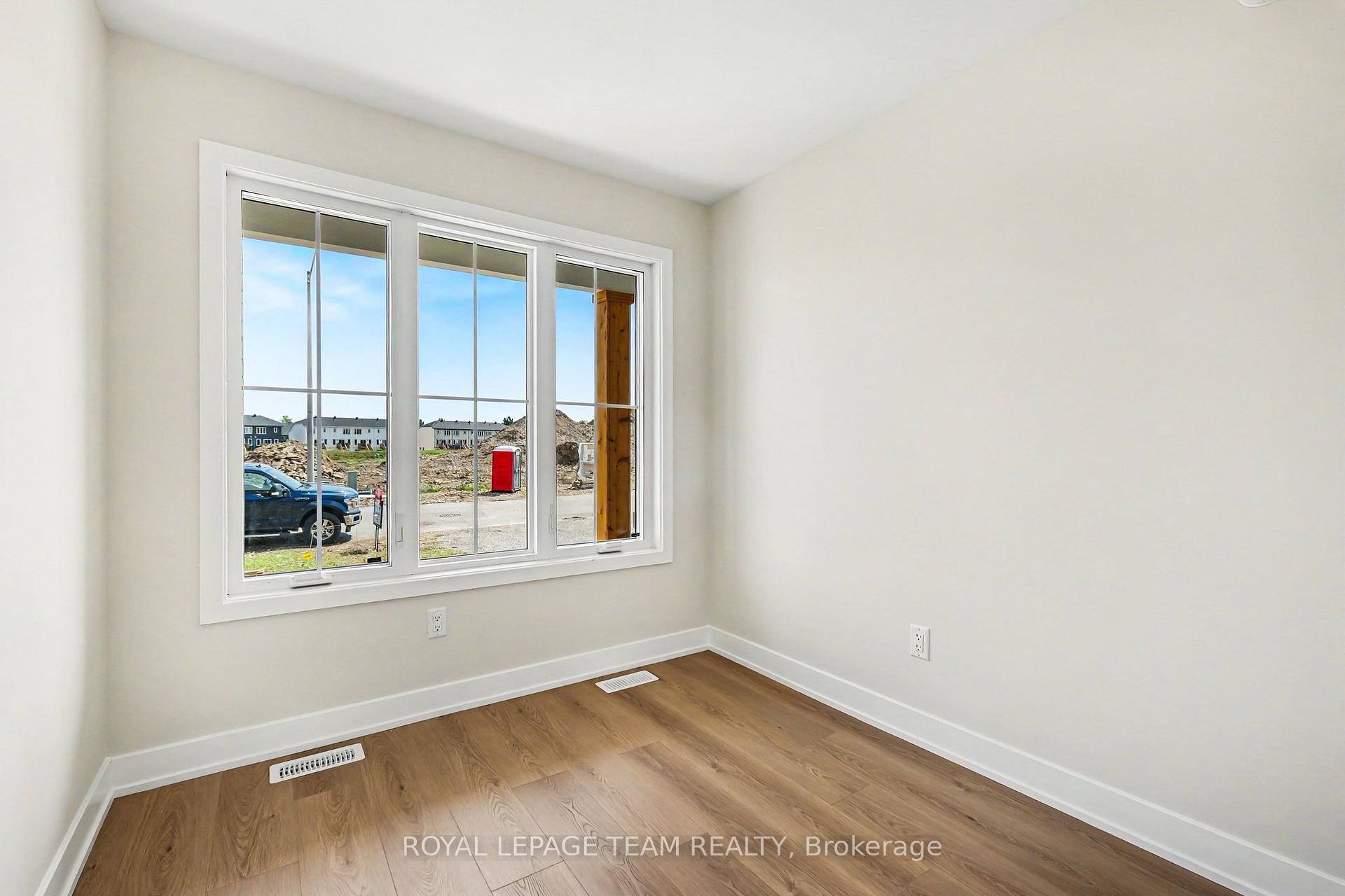 Photo 26 of 68 Doctor Agnes Craine Drive, Smiths Falls, Smiths Falls — HOMEH