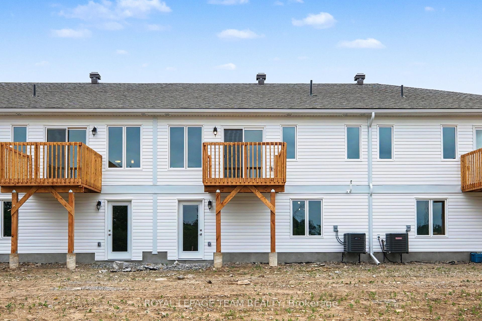 Photo 34 of 68 Doctor Agnes Craine Drive, Smiths Falls, Smiths Falls — HOMEH