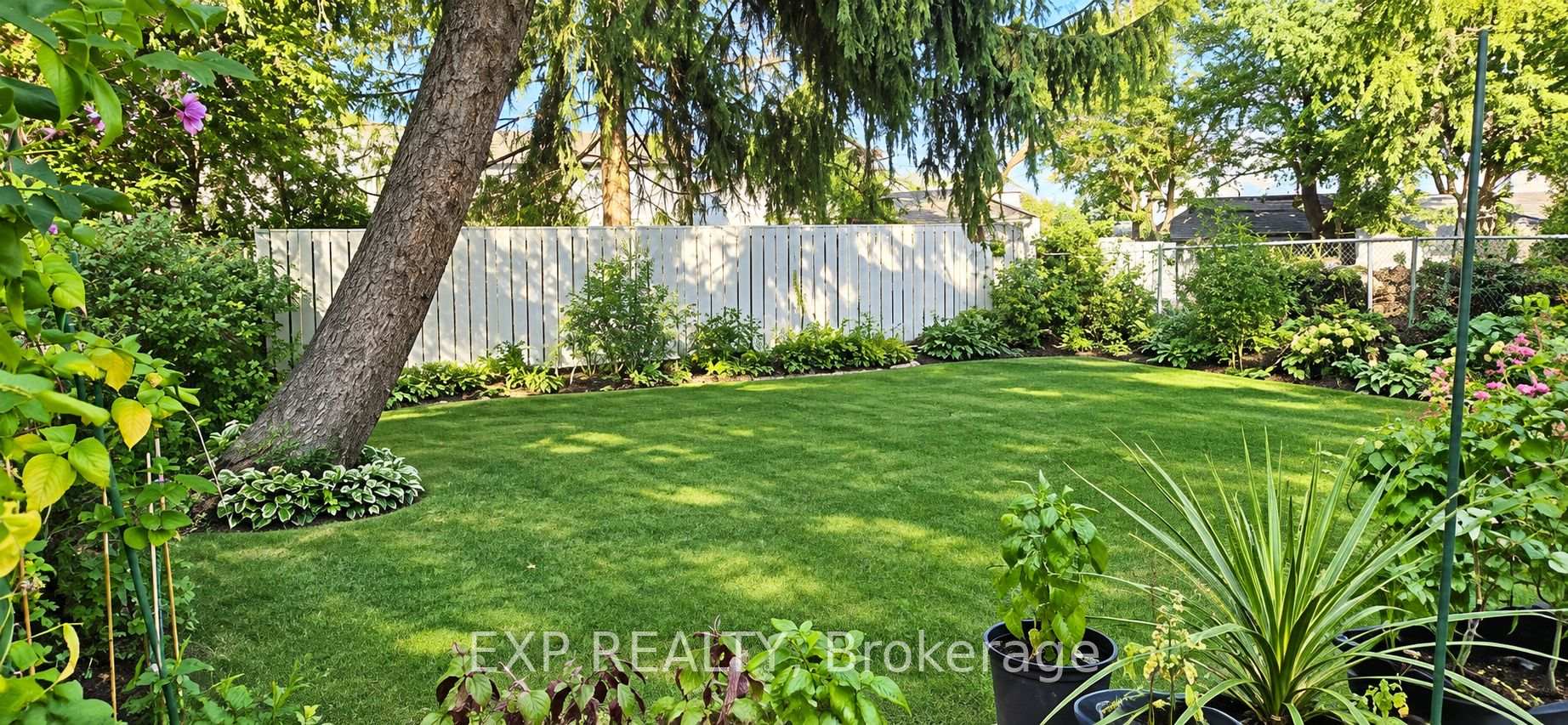 Photo 10 of 8 Habitat Square, Brampton, Central Park — HOMEH