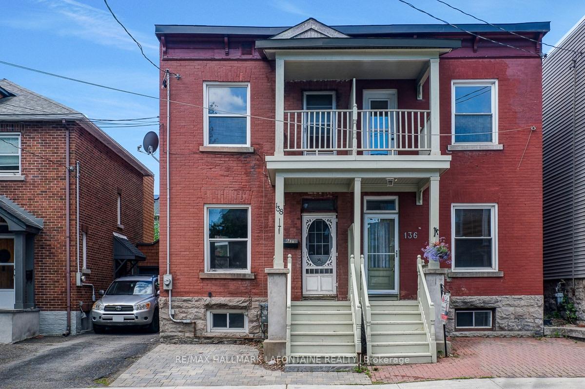 Photo of 138 Concord Street S
