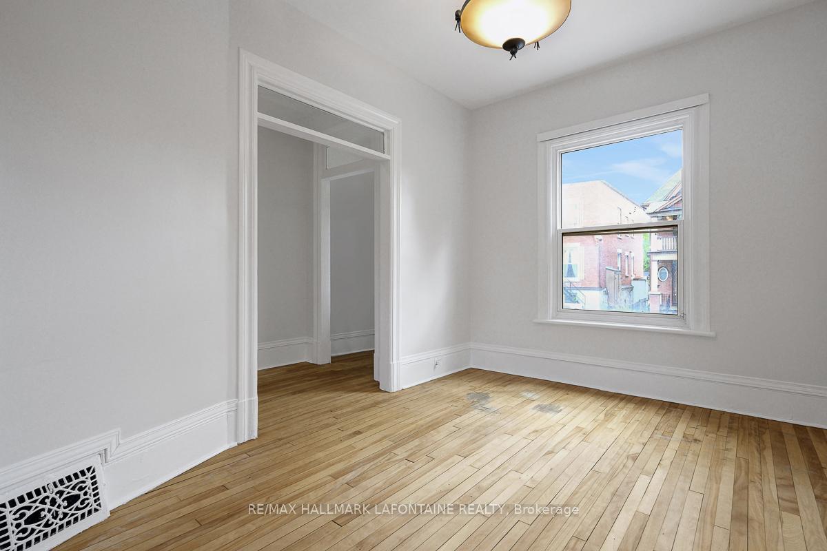 Photo 5 of 138 Concord Street S, Ottawa, Ottawa East — HOMEH