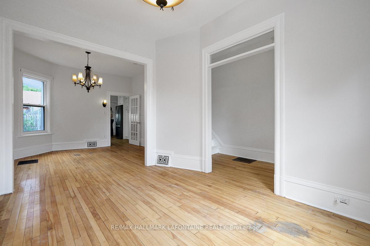 Photo 8 of 138 Concord Street S, Ottawa, Ottawa East — HOMEH