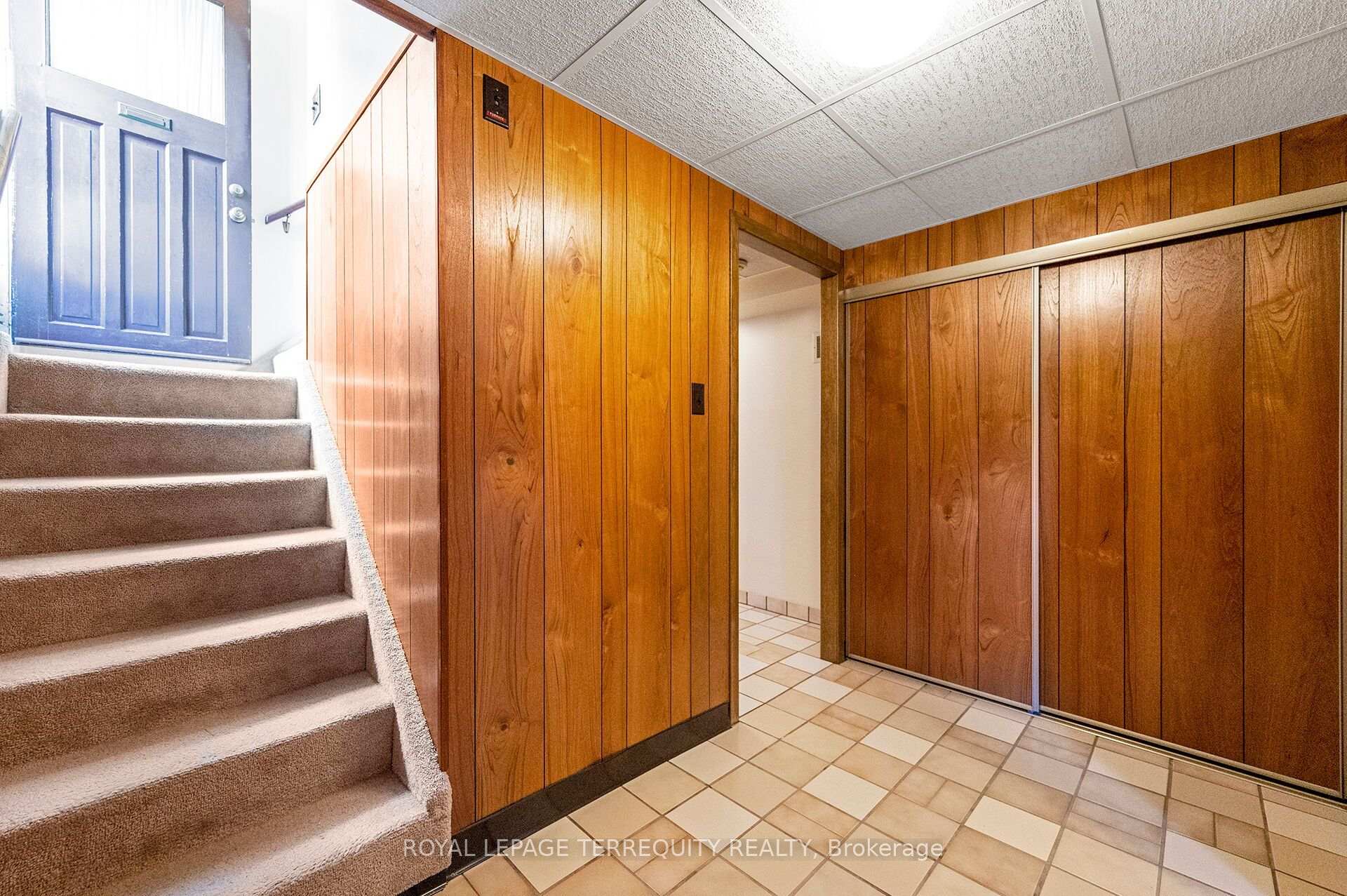 Photo 21 of 11 Picton Crescent, North York, Downsview-Roding-CFB — HOMEH