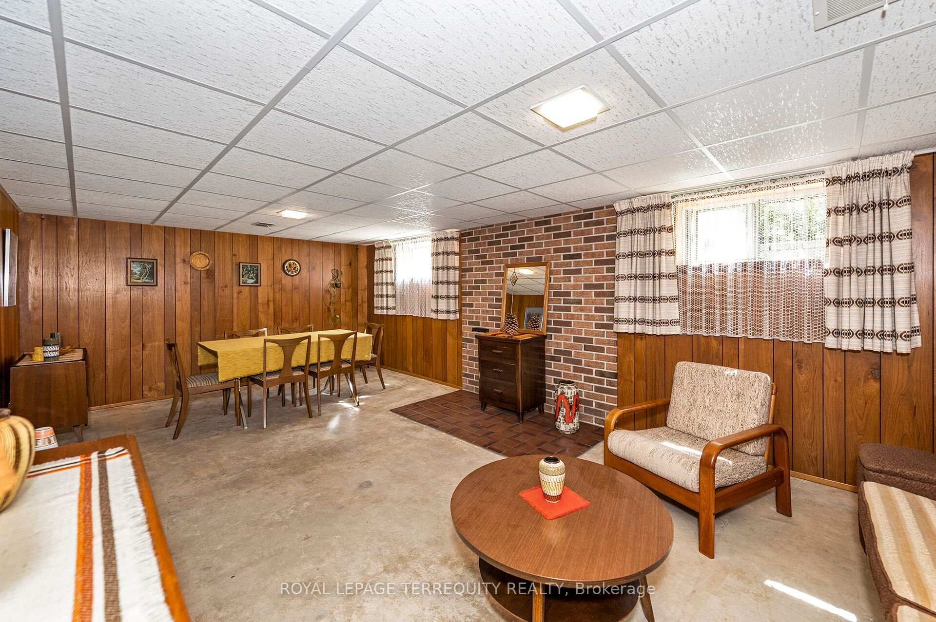 Photo 29 of 11 Picton Crescent, North York, Downsview-Roding-CFB — HOMEH