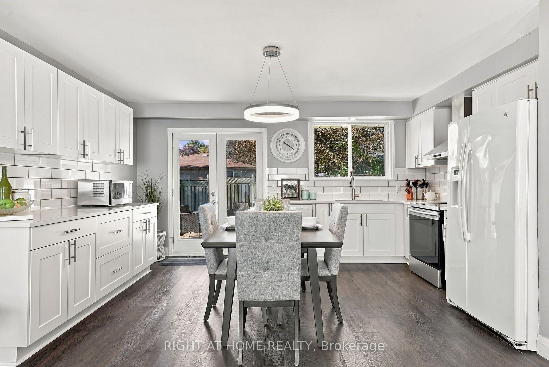 Photo 14 of 14 Cole Avenue, Clarington, Bowmanville — HOMEH