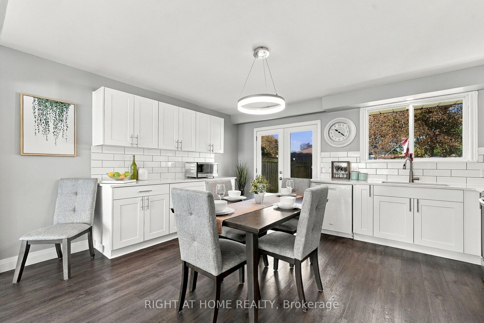 Photo 15 of 14 Cole Avenue, Clarington, Bowmanville — HOMEH