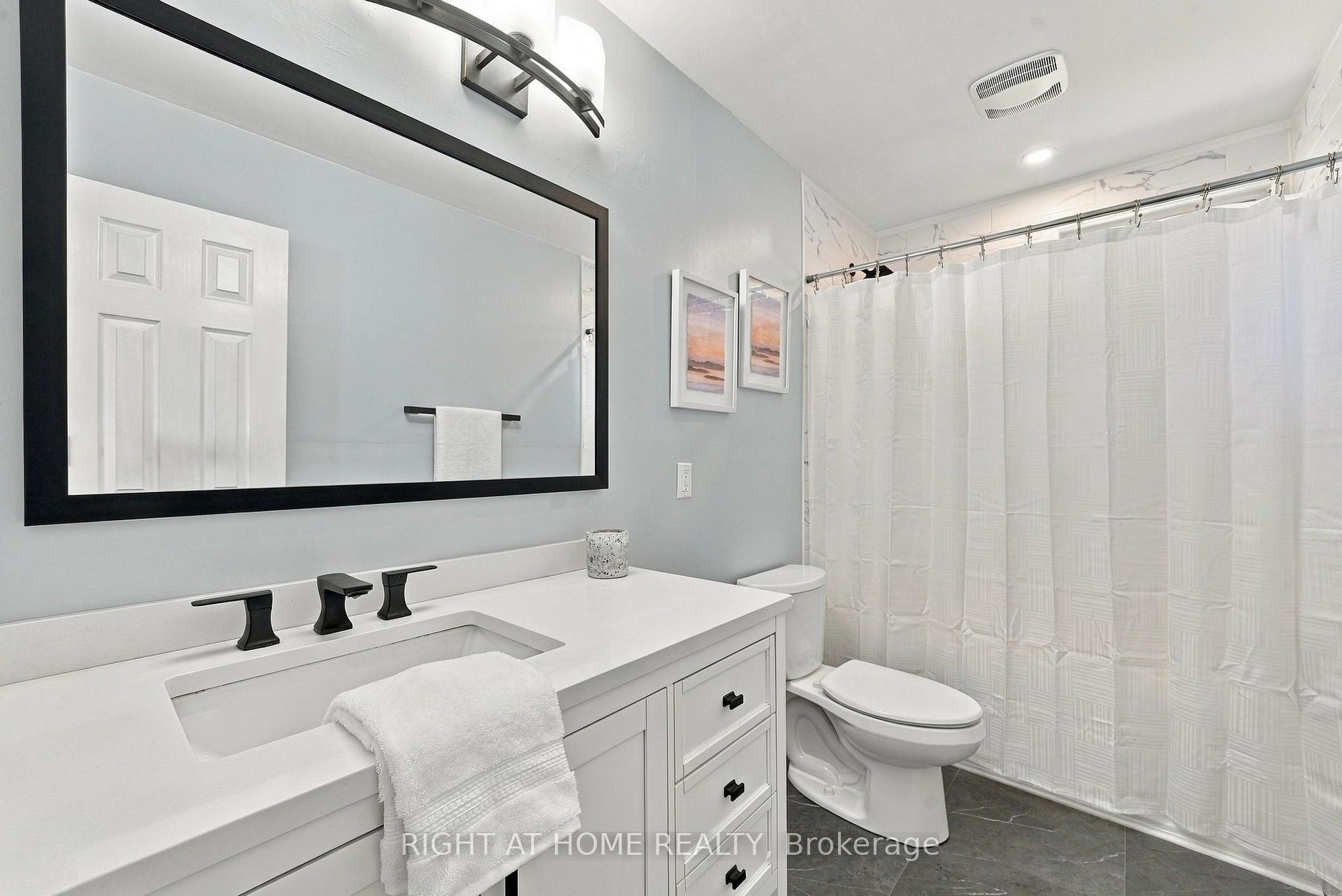 Photo 23 of 14 Cole Avenue, Clarington, Bowmanville — HOMEH