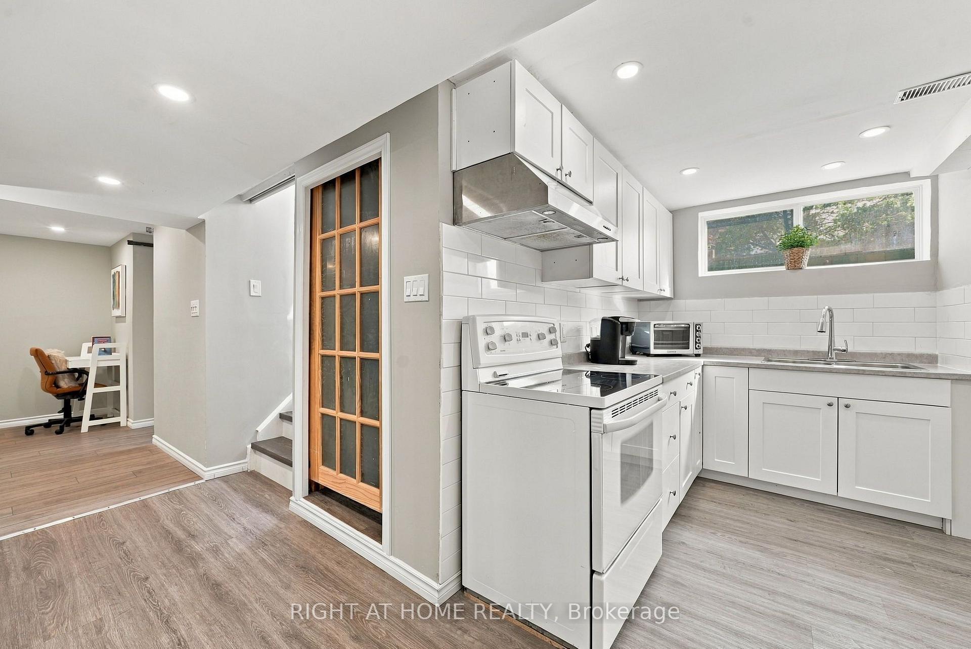Photo 26 of 14 Cole Avenue, Clarington, Bowmanville — HOMEH