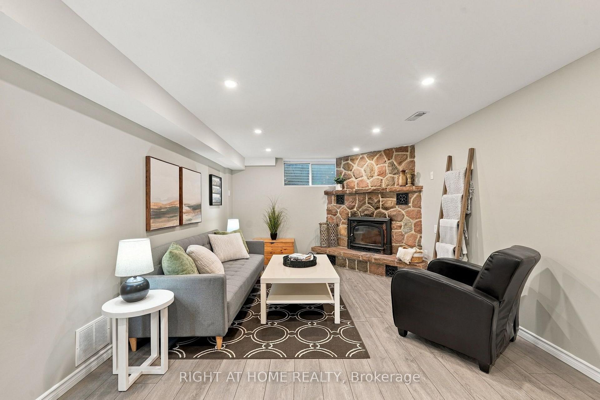 Photo 29 of 14 Cole Avenue, Clarington, Bowmanville — HOMEH