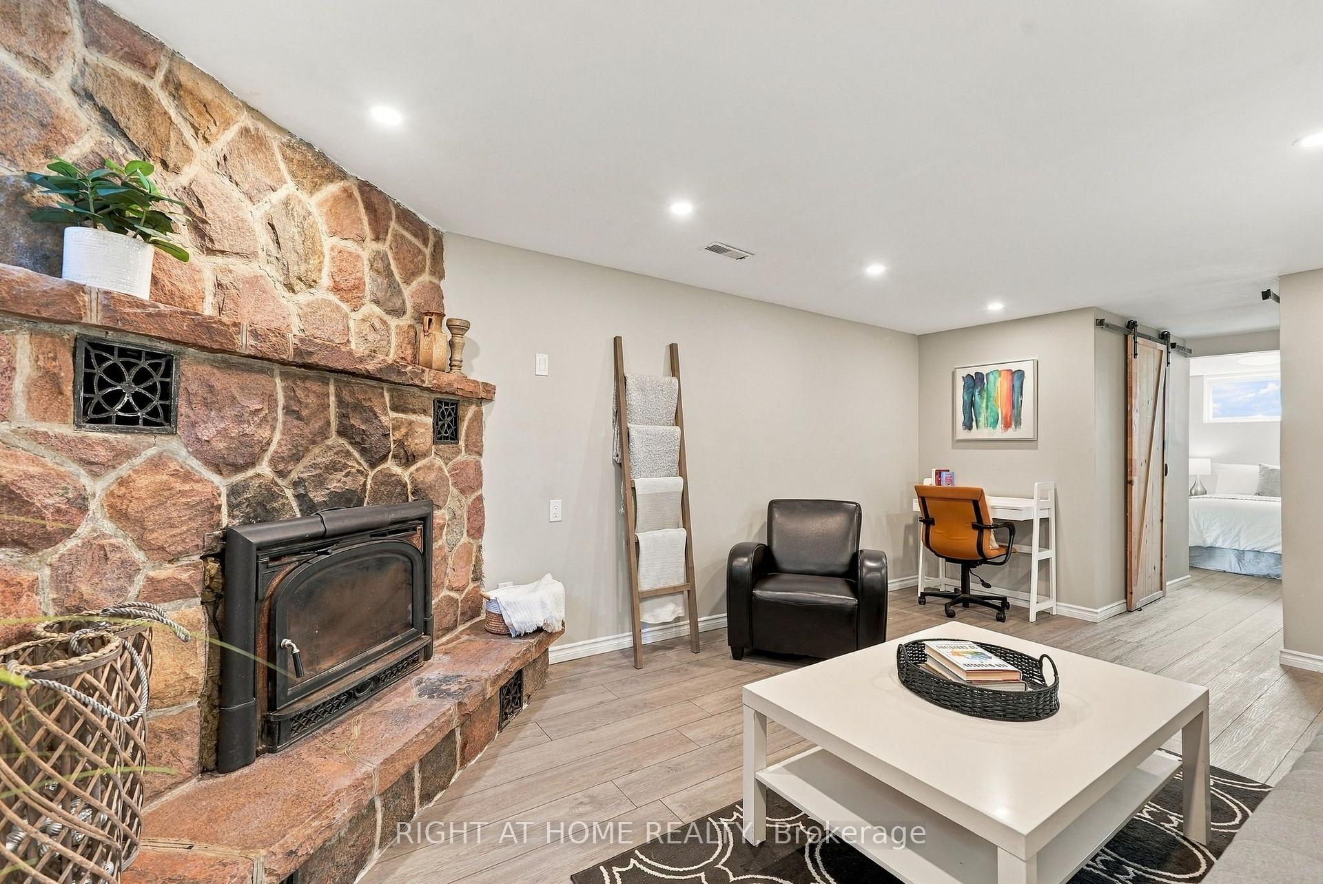 Photo 31 of 14 Cole Avenue, Clarington, Bowmanville — HOMEH