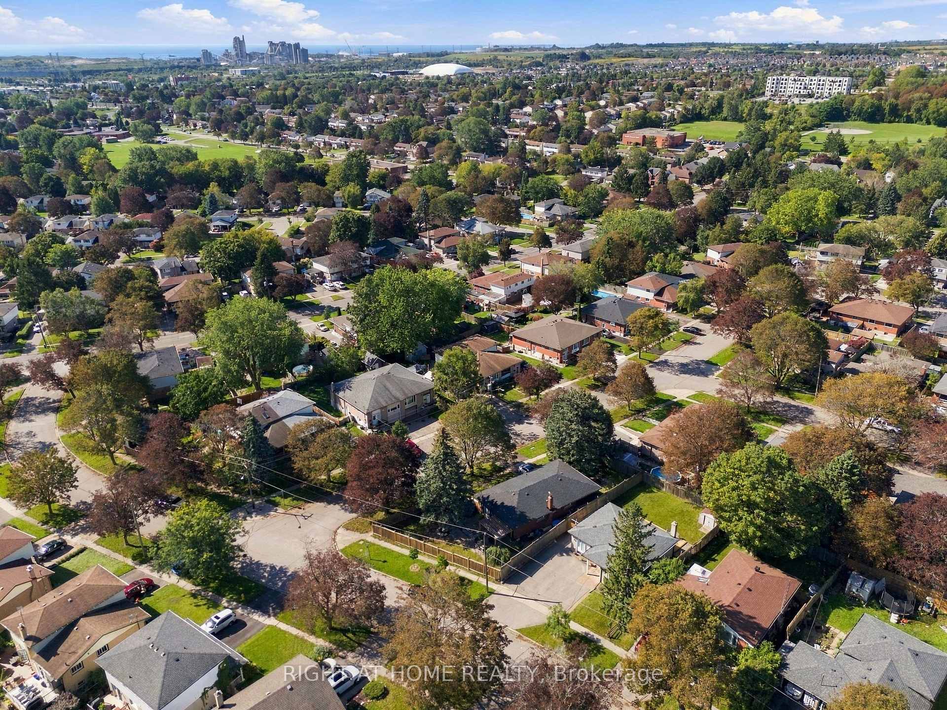 Photo 49 of 14 Cole Avenue, Clarington, Bowmanville — HOMEH