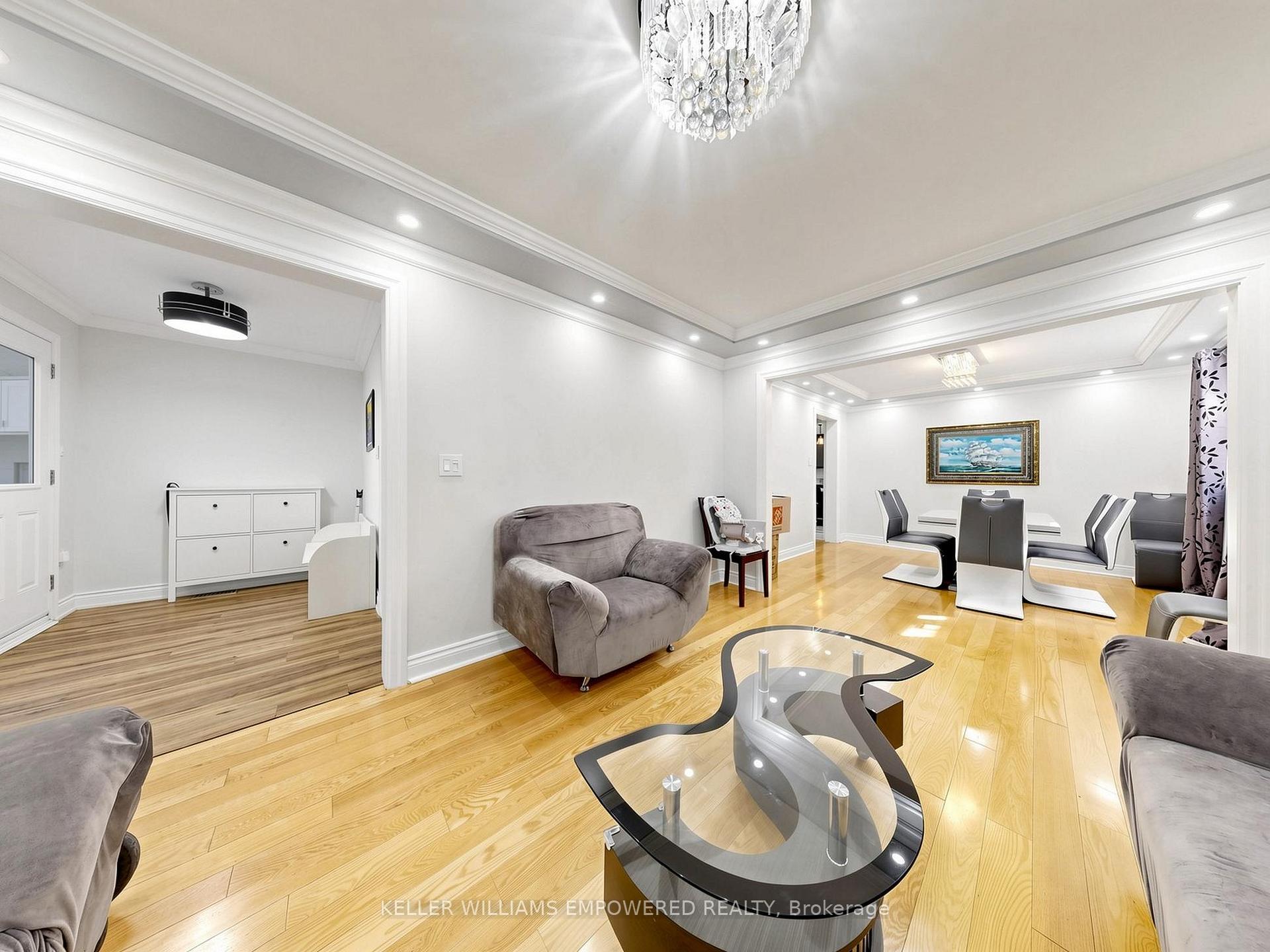 Photo 6 of 65 Terra Road, Vaughan, East Woodbridge — HOMEH