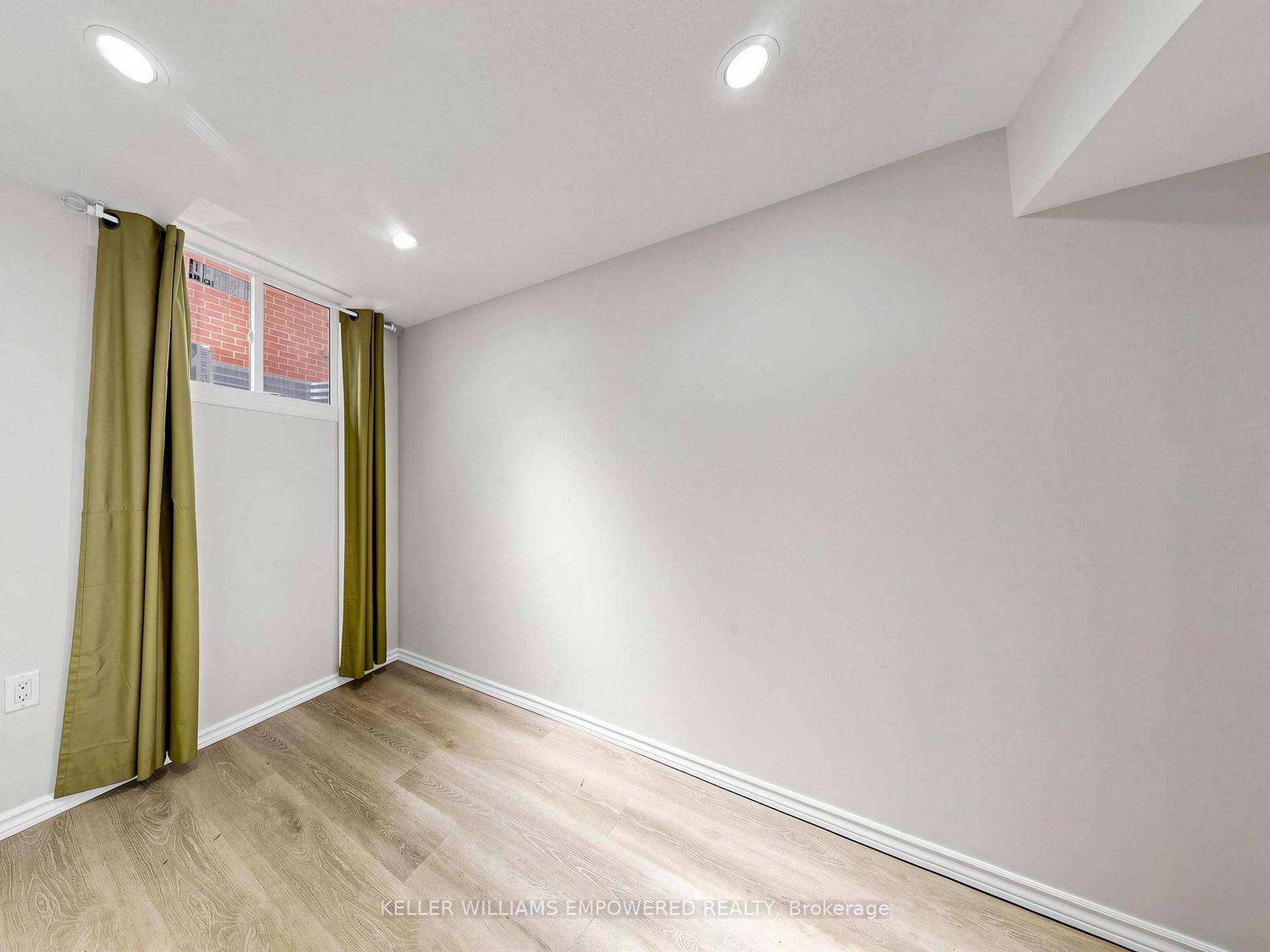 Photo 35 of 65 Terra Road, Vaughan, East Woodbridge — HOMEH