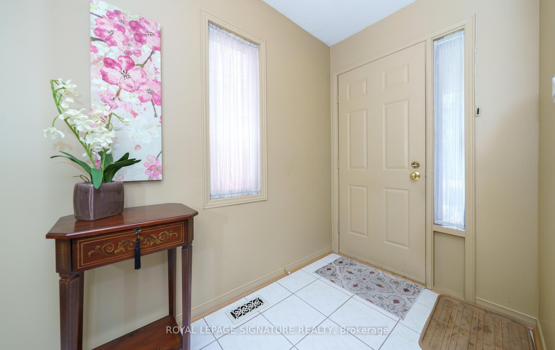 Photo 3 of 12 Manilow Street, Scarborough, Steeles — HOMEH