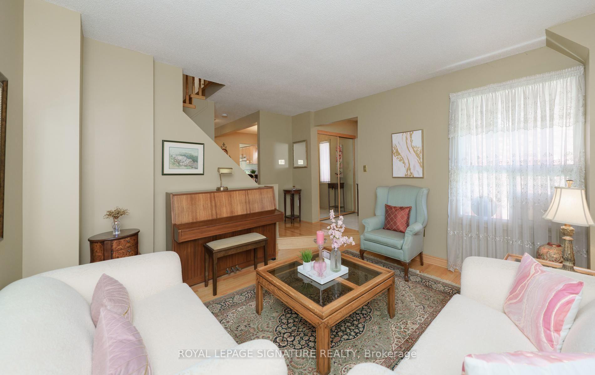 Photo 6 of 12 Manilow Street, Scarborough, Steeles — HOMEH