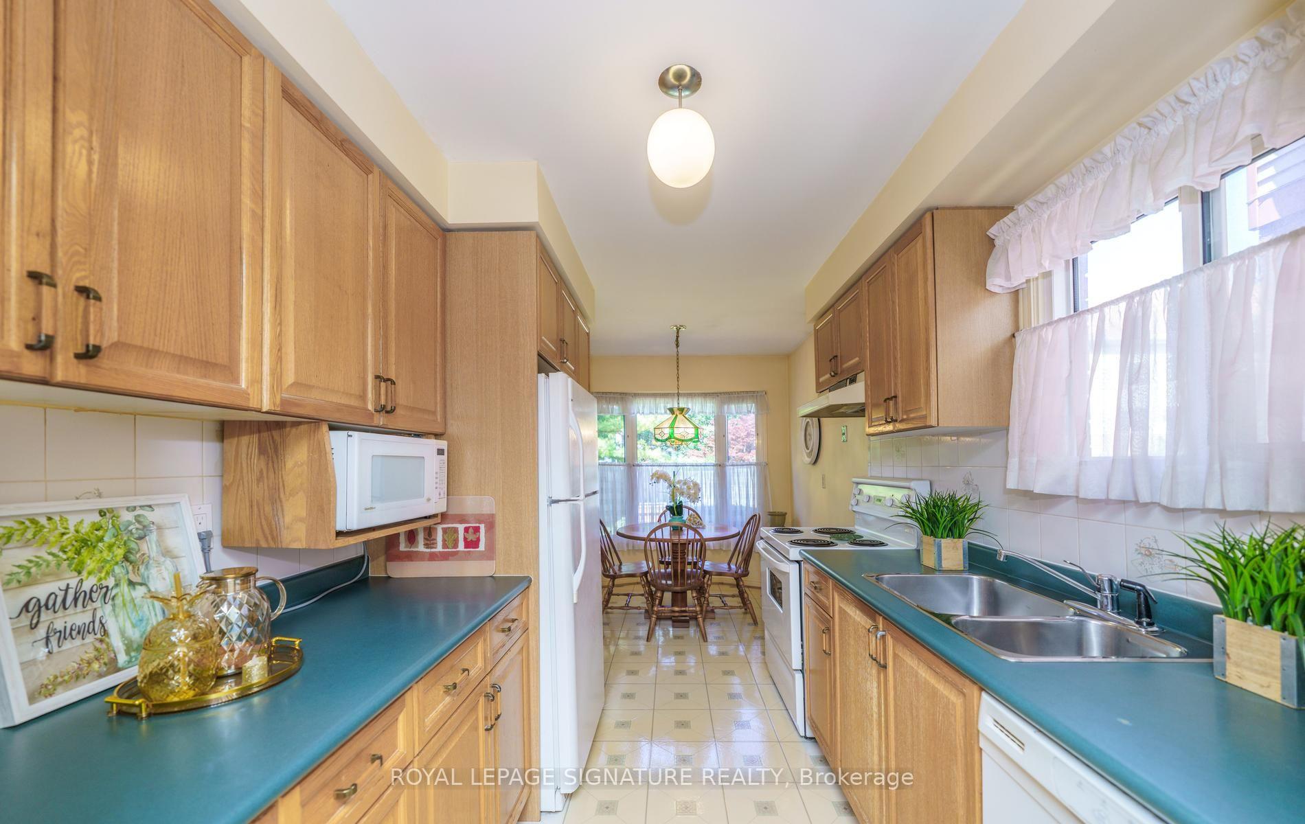 Photo 15 of 12 Manilow Street, Scarborough, Steeles — HOMEH