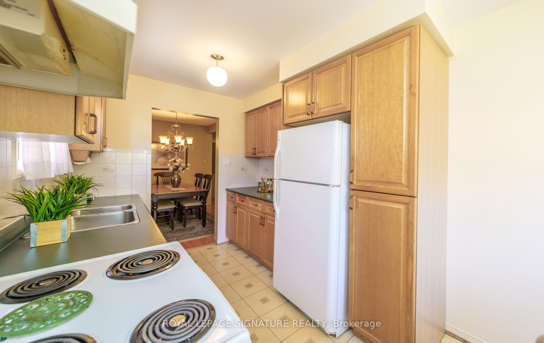 Photo 18 of 12 Manilow Street, Scarborough, Steeles — HOMEH