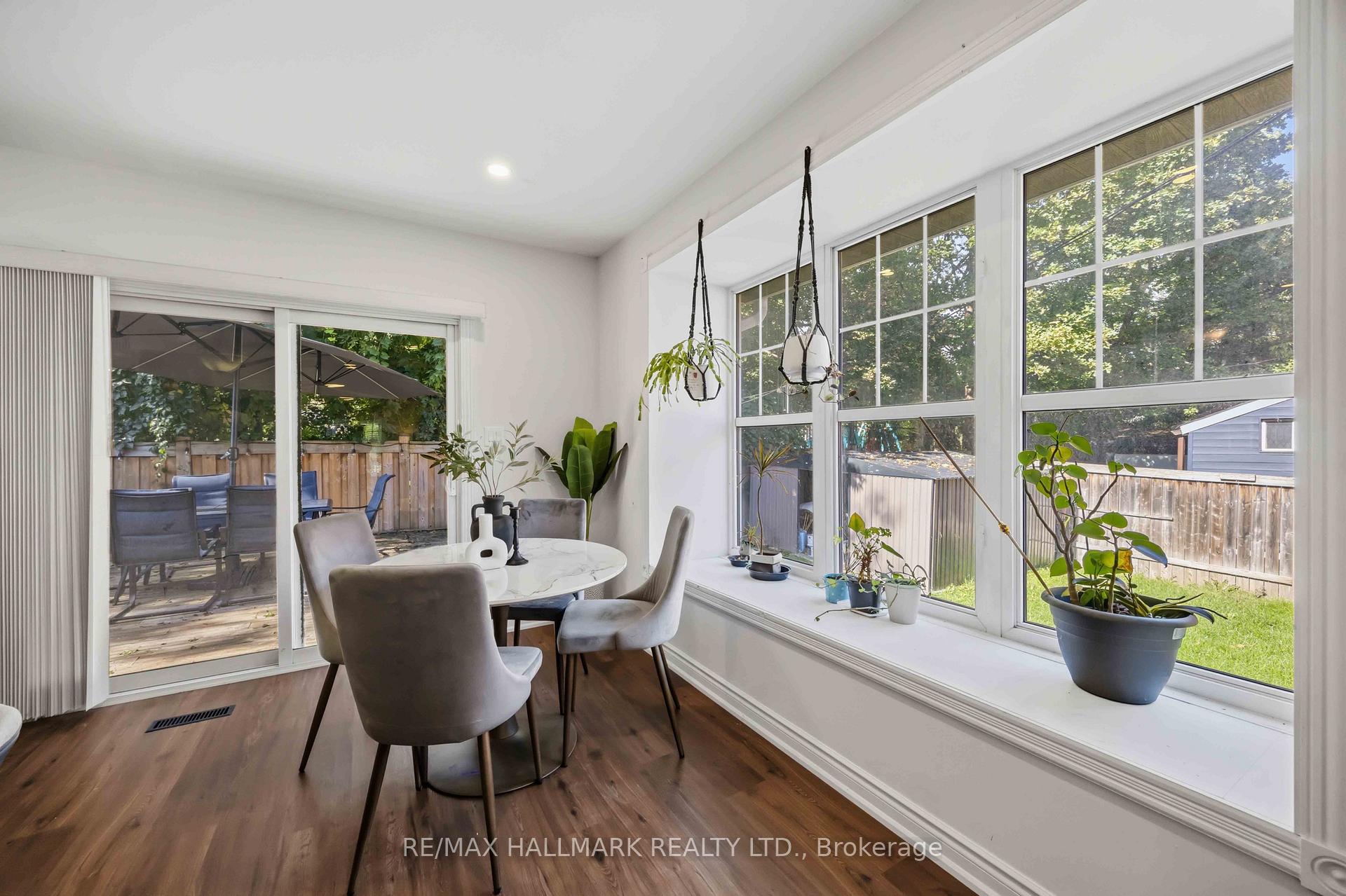 Photo 13 of 44 Holley Avenue, North York, Weston — HOMEH