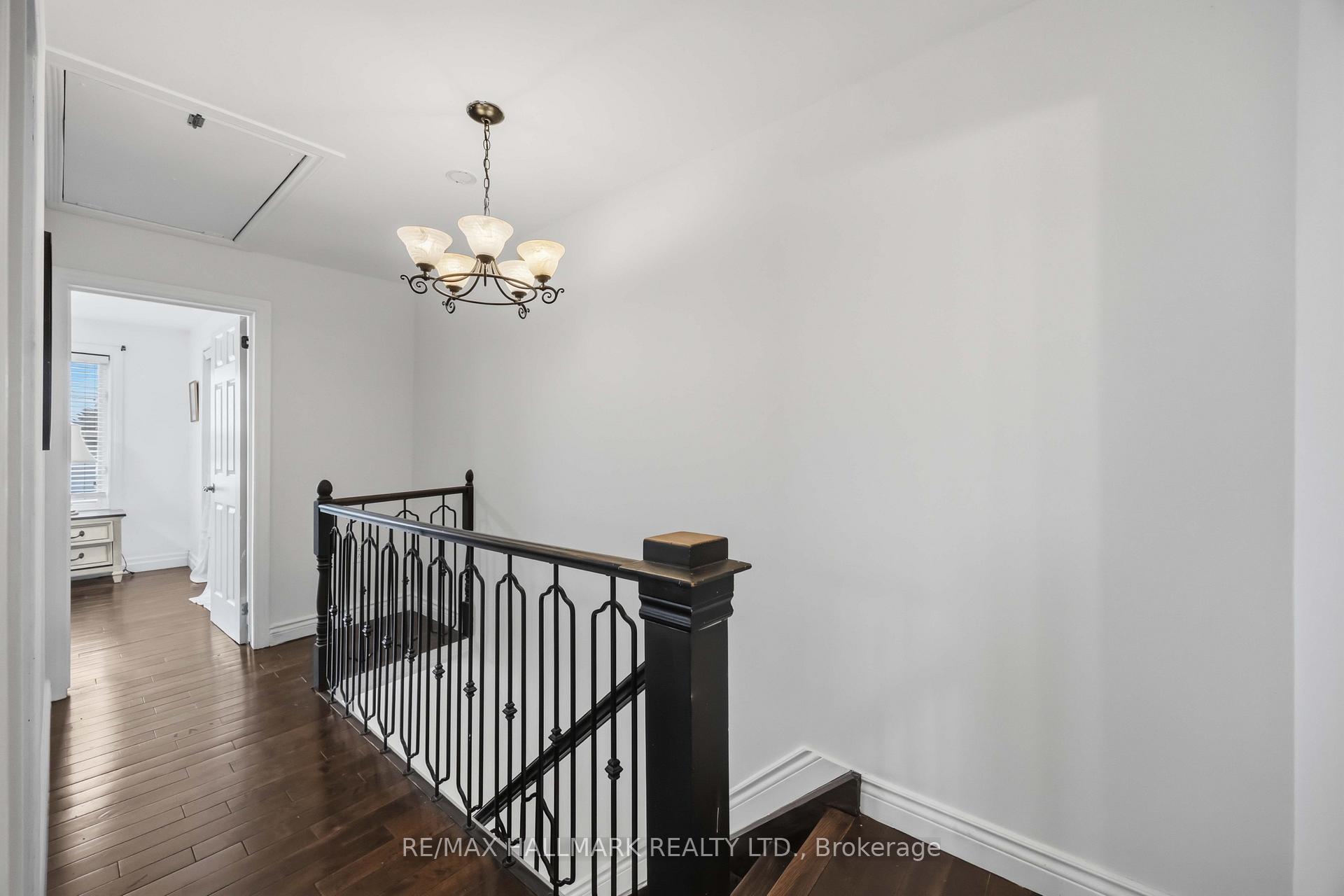 Photo 16 of 44 Holley Avenue, North York, Weston — HOMEH