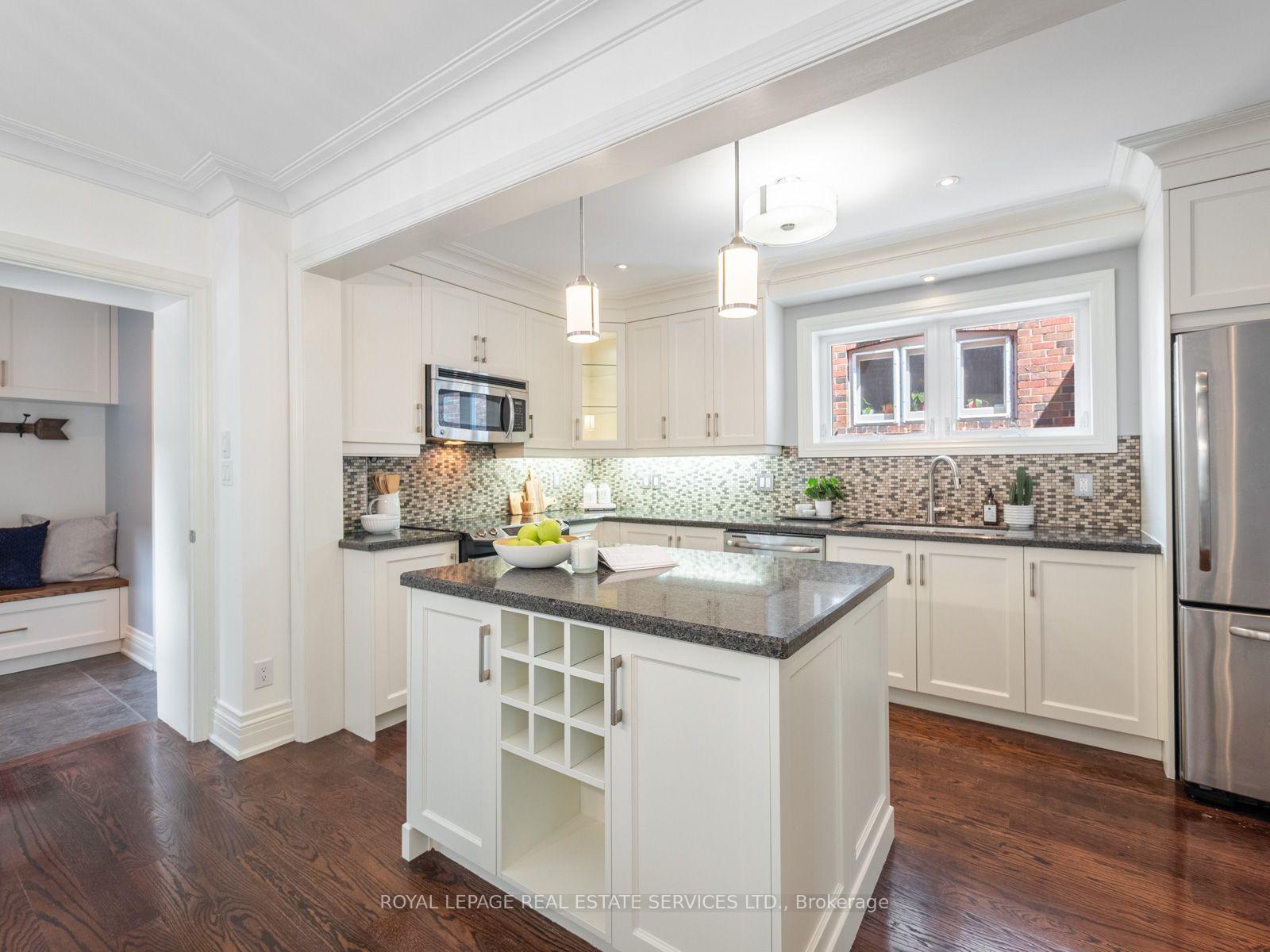 Photo 18 of 10 Elora Road, Toronto, High Park North — HOMEH