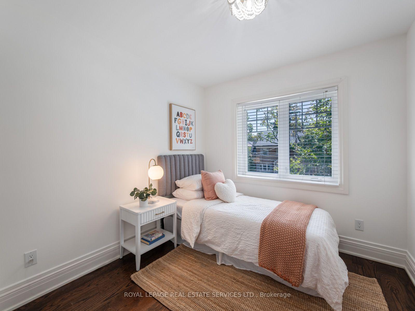 Photo 32 of 10 Elora Road, Toronto, High Park North — HOMEH