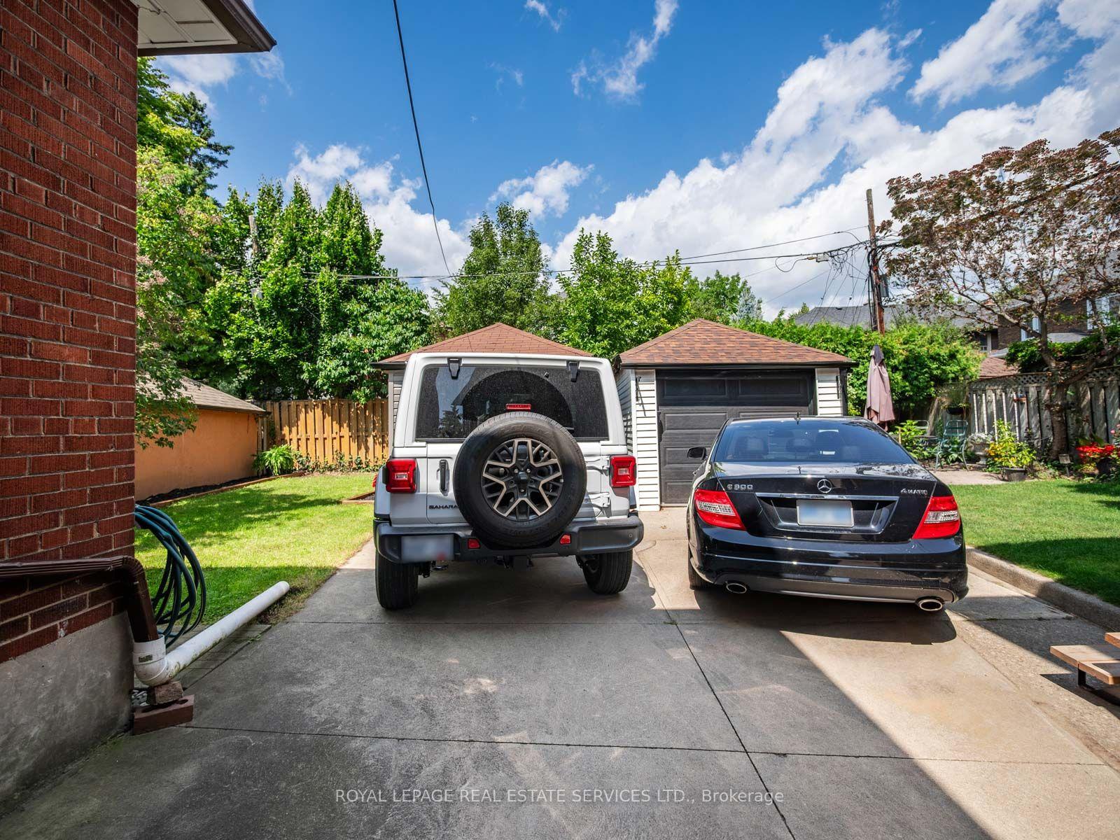 Photo 51 of 10 Elora Road, Toronto, High Park North — HOMEH