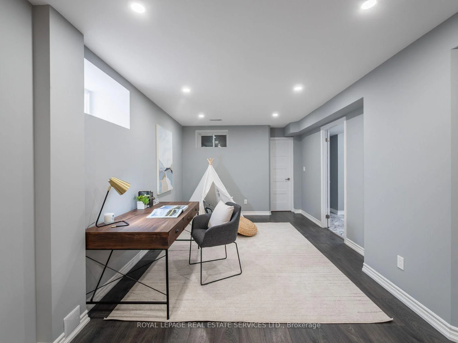 Photo 40 of 10 Elora Road, Toronto, High Park North — HOMEH