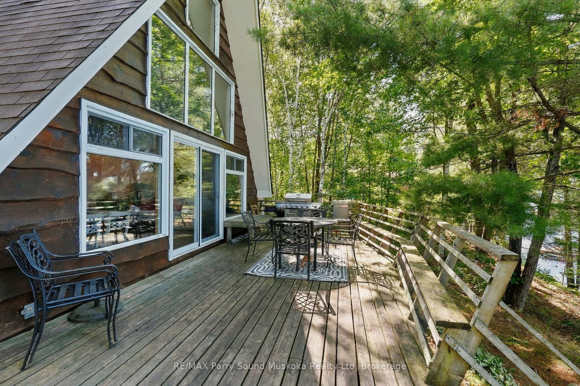 Photo 6 of 22 Marine Drive, McKellar — HOMEH